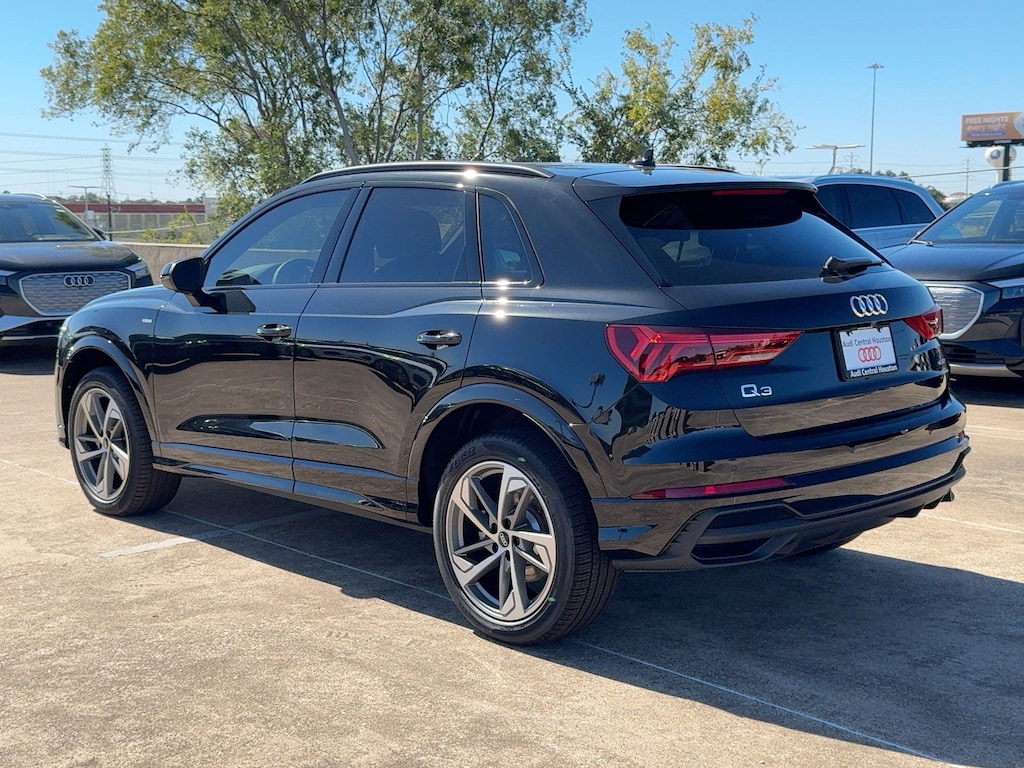 New 2025 Audi Q3 S line Premium S line Premium 45 TFSI quattro