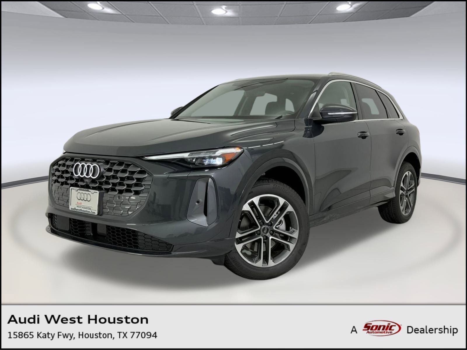 2025 Audi New Q5 Premium Plus's photo