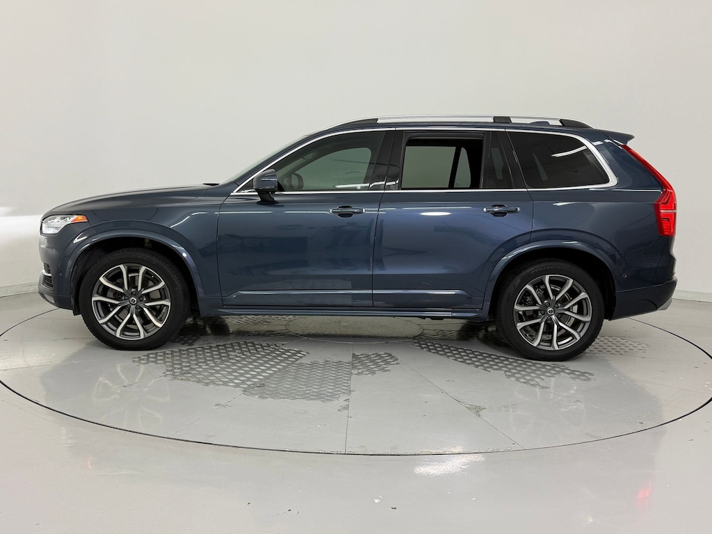 Used 2019 Volvo XC90 Momentum SUV