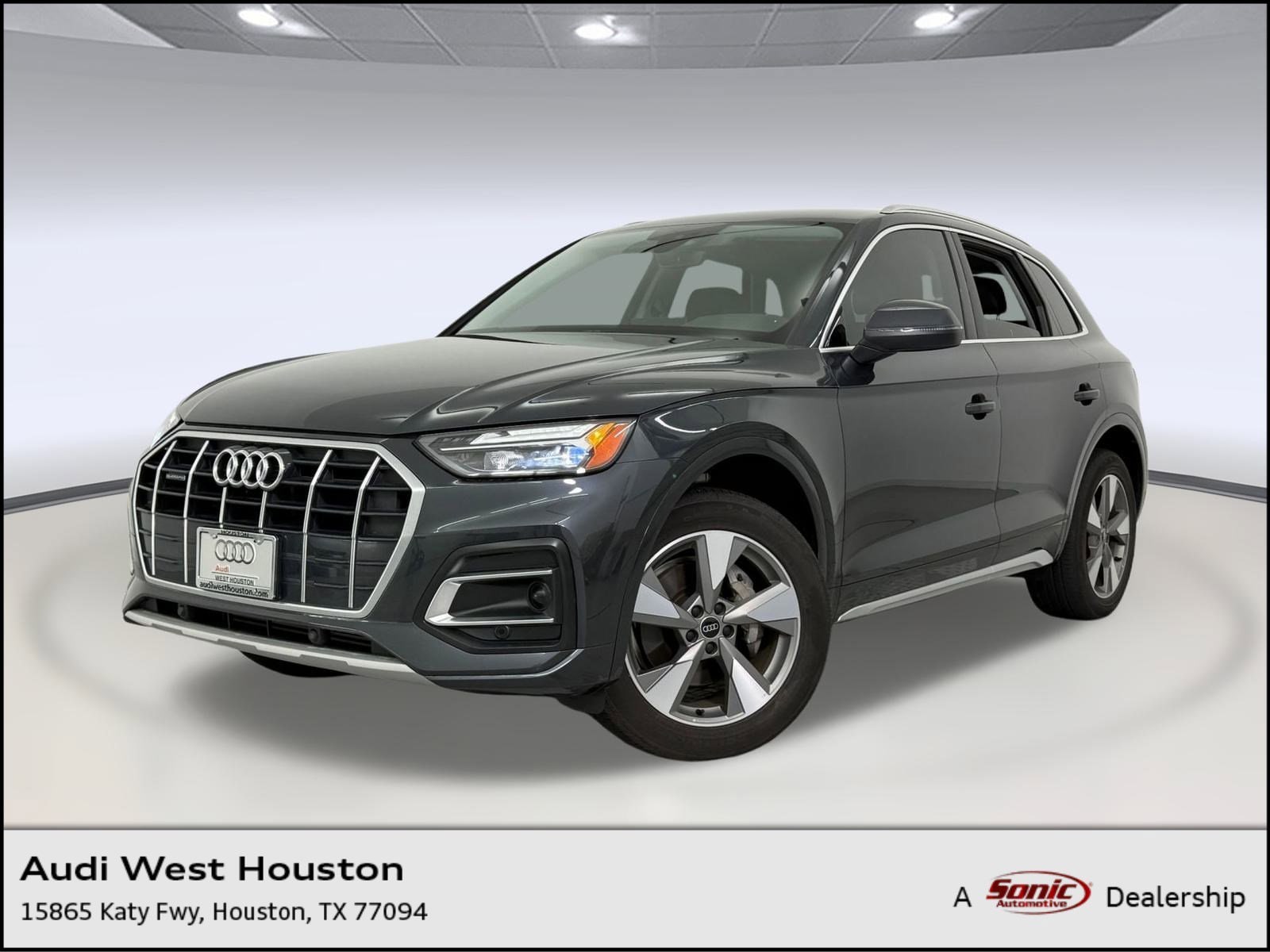 2023 Audi Q5 Premium's photo
