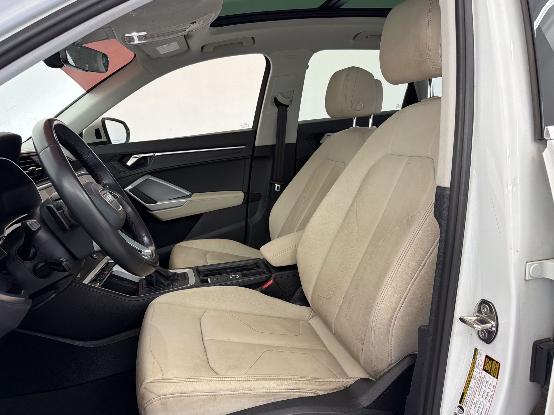 Q3 S Line Premium SUV