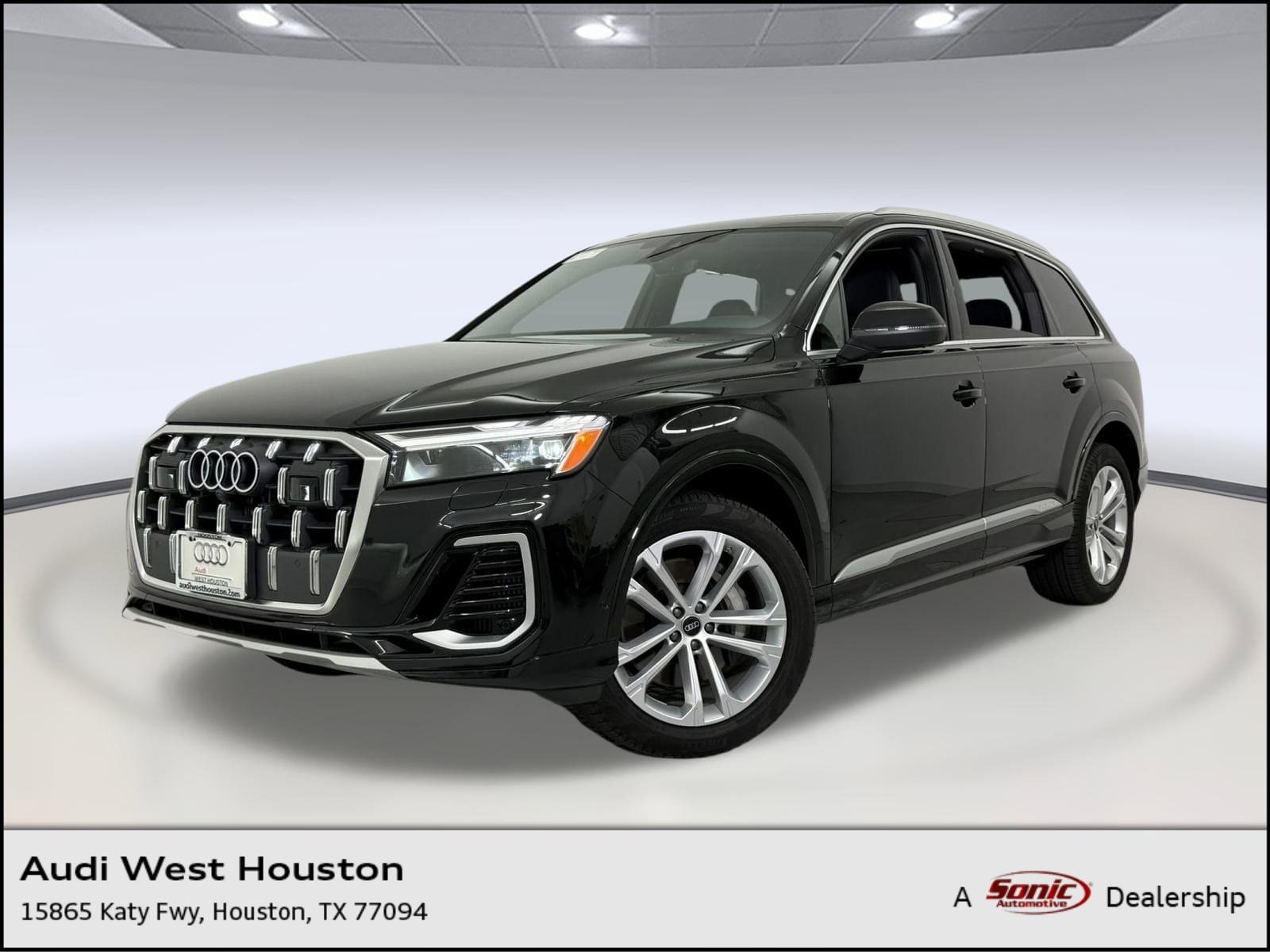 2025 Audi Q7 Premium Plus's photo