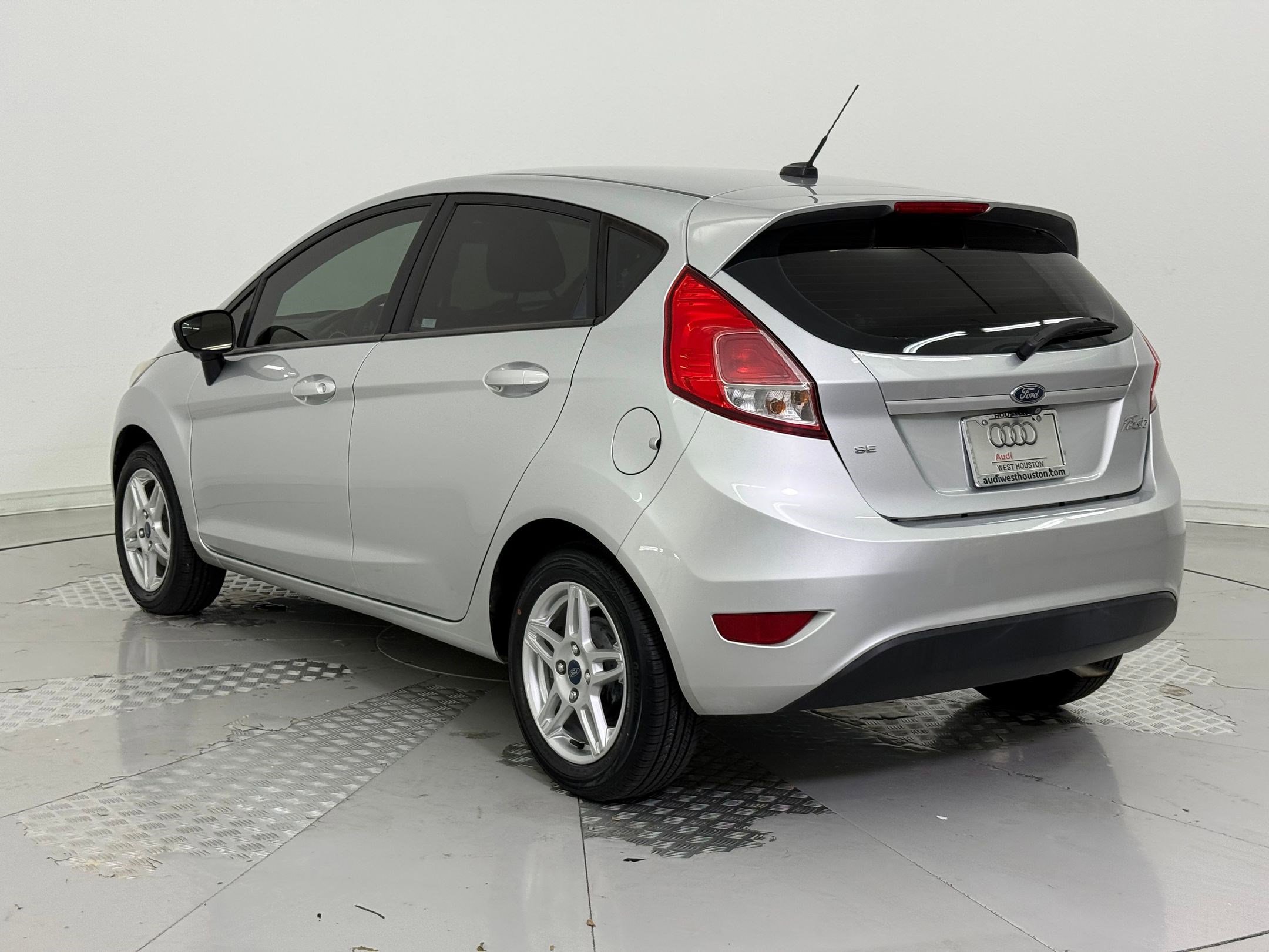 2019 Ford Fiesta SE photo 3