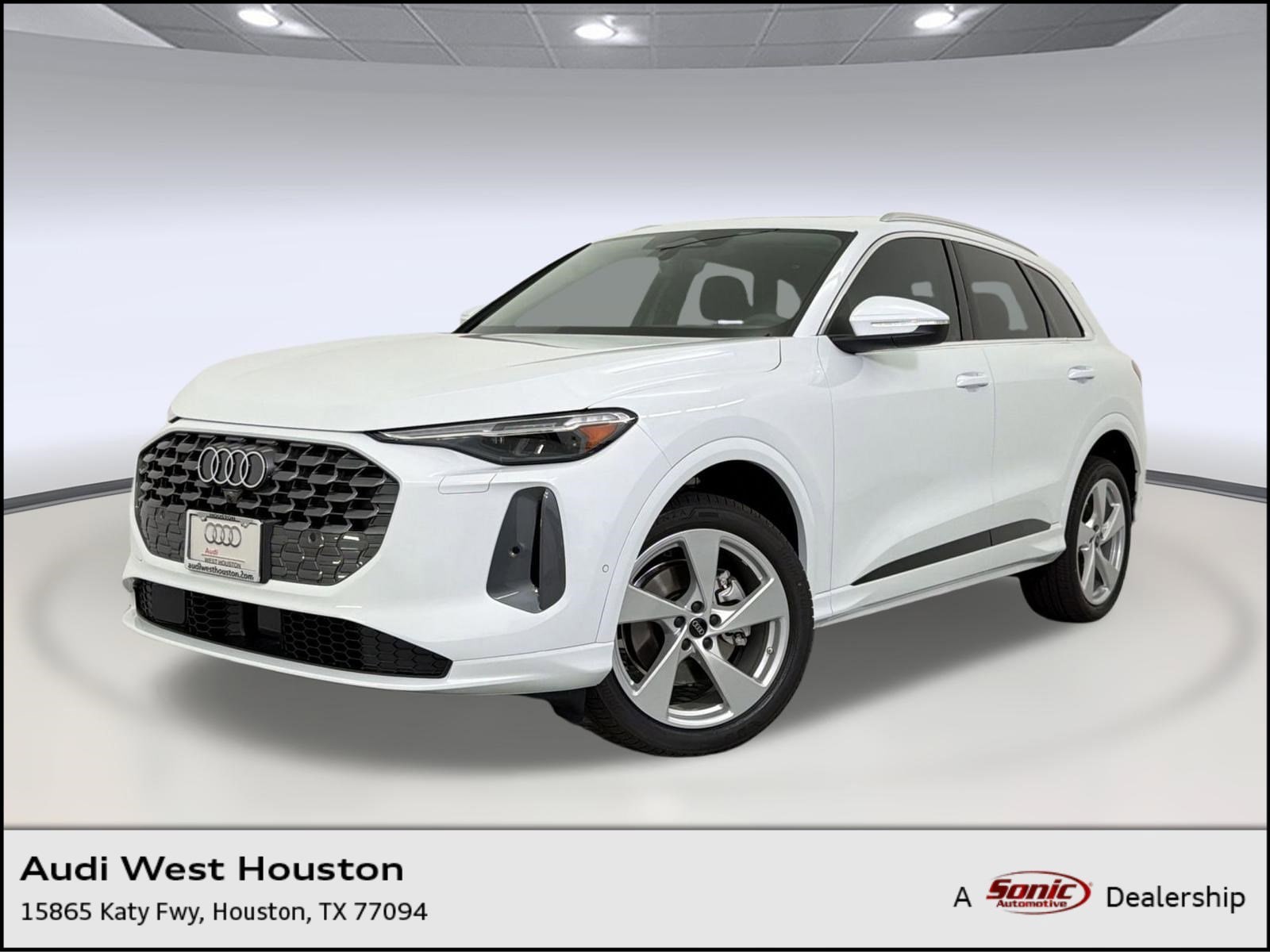 2026 Audi Q5 Premium Plus quattro's photo