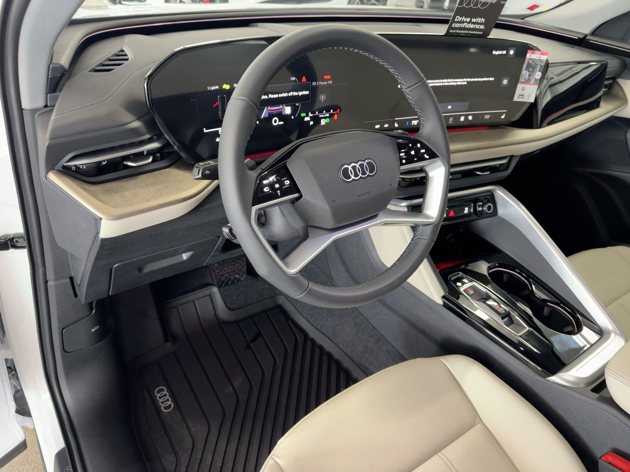 2025 Audi Q5 Premium TFSI photo 3