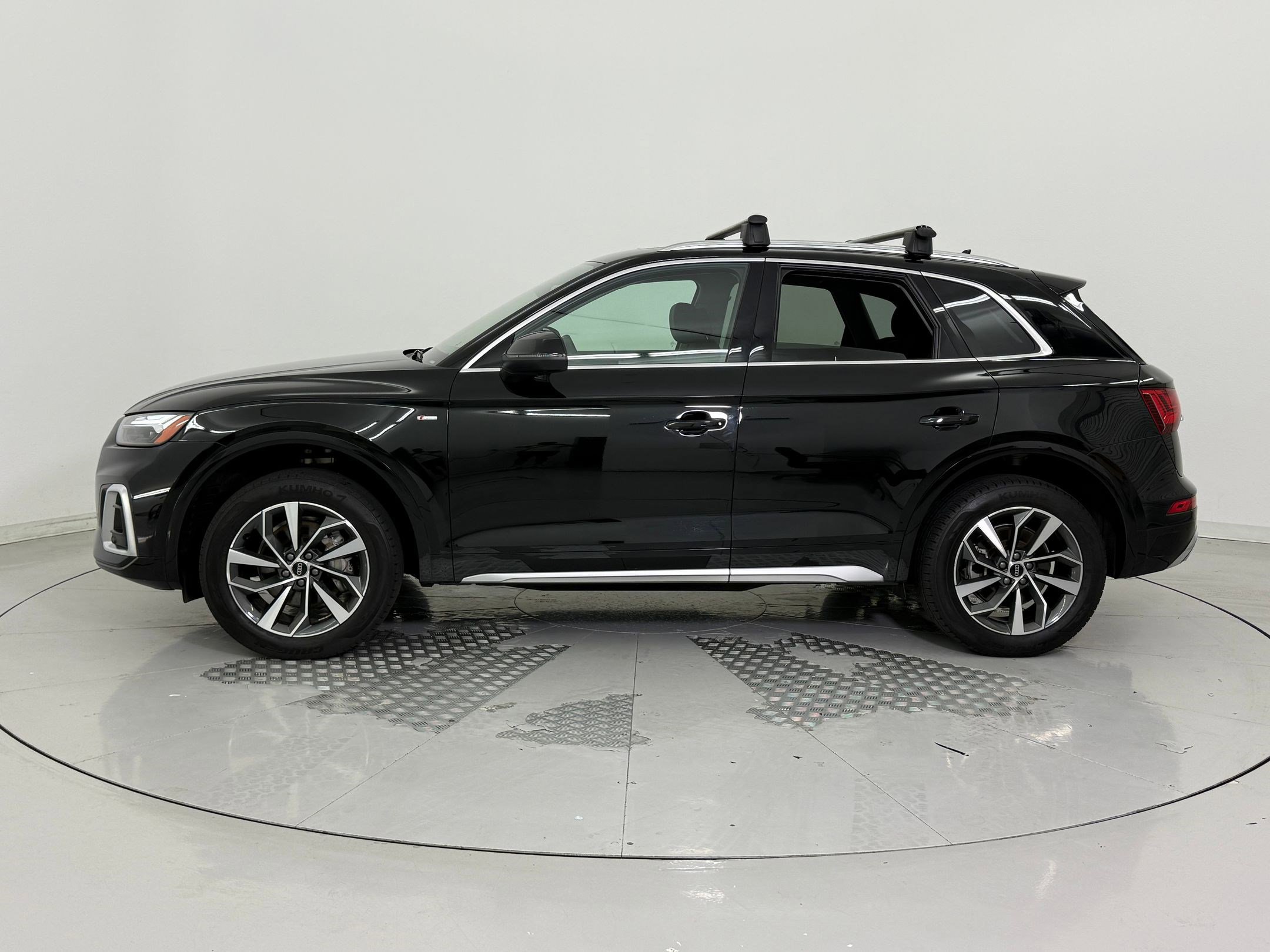 2024 Audi Q5 S line Premium Plus photo 2