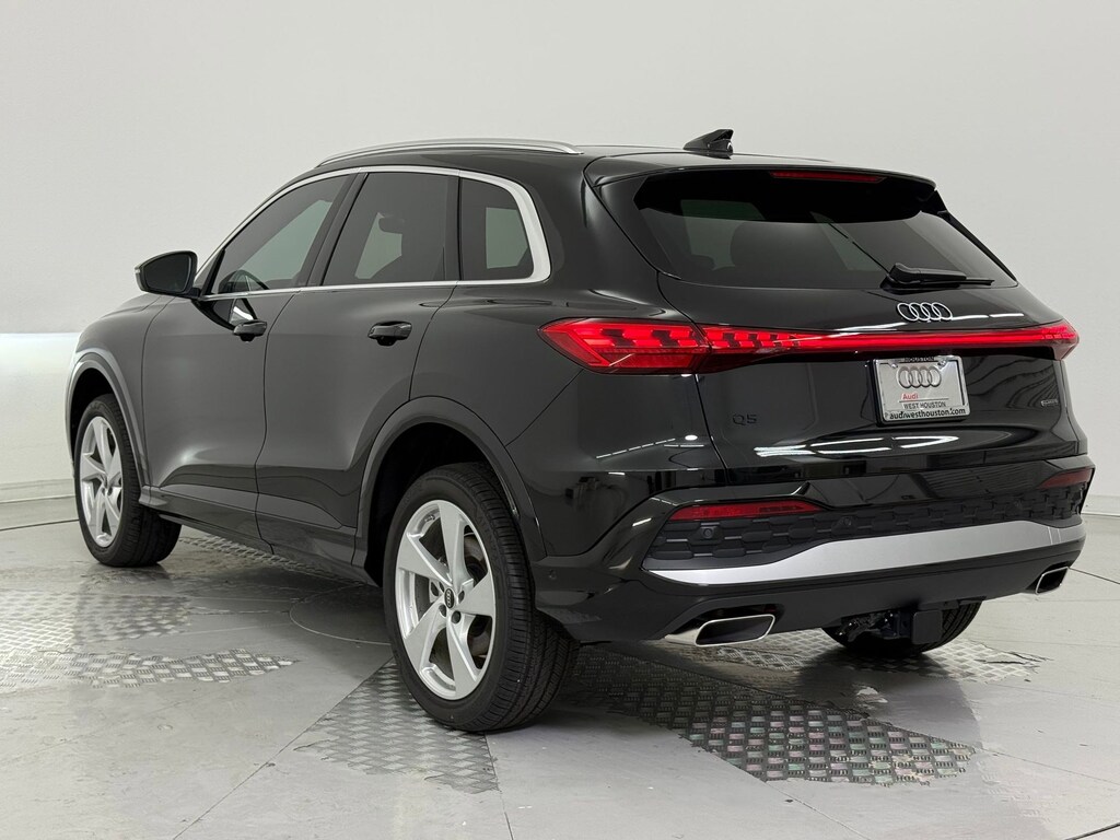 New 2025 Audi Q5 2.0T Premium Plus SUV