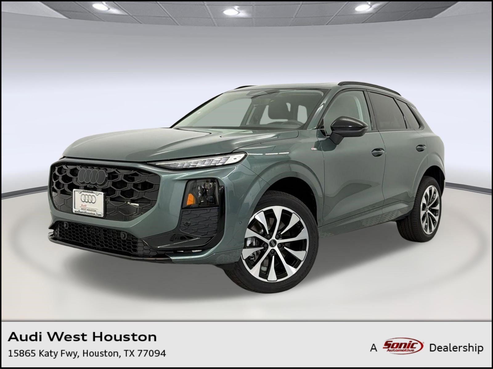 2026 Audi Q3 S line quattro's photo