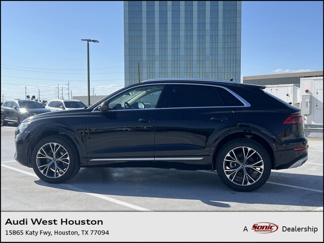 2025 Audi Q8