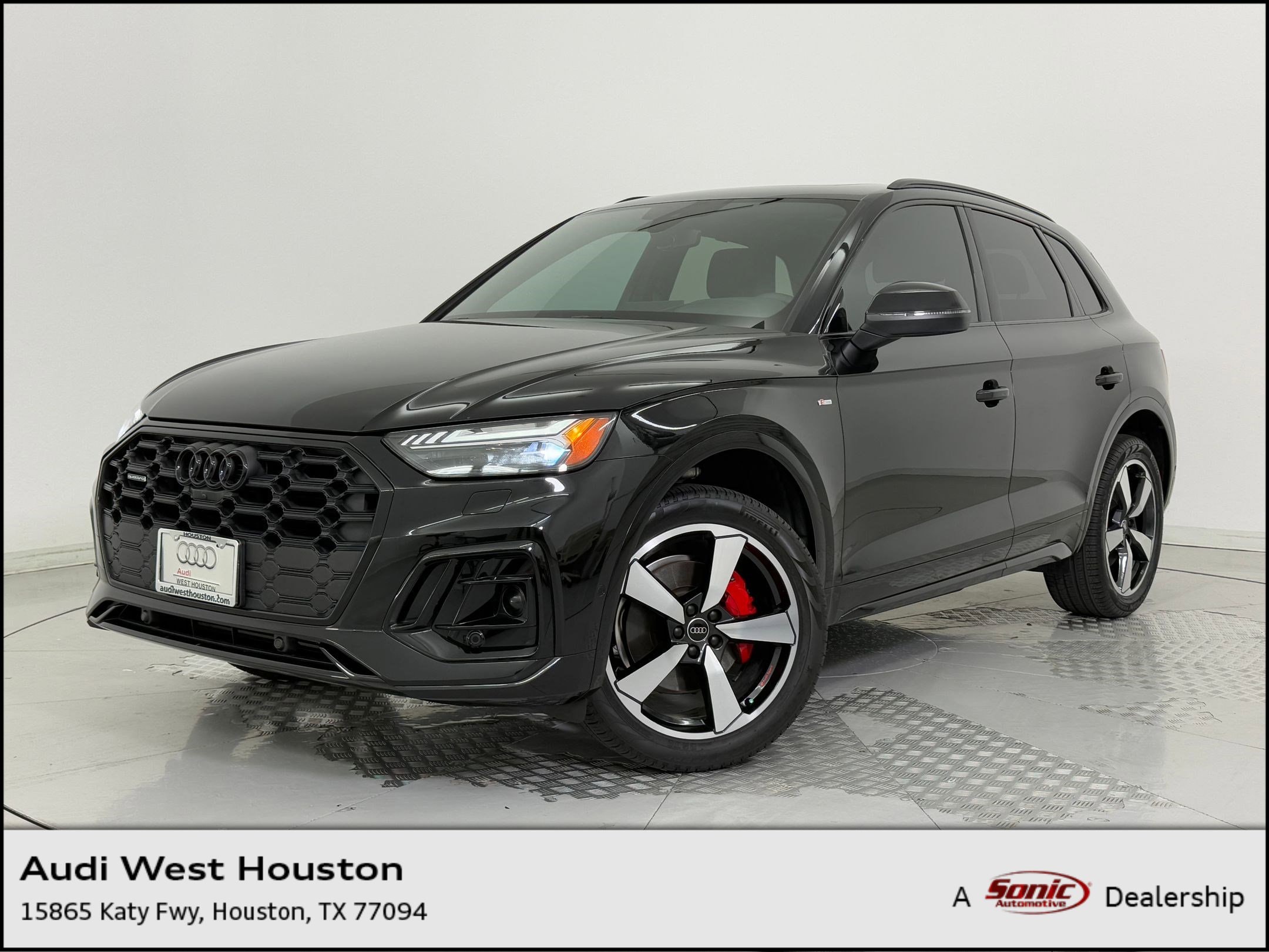 2024 Audi Q5 Prestige's photo