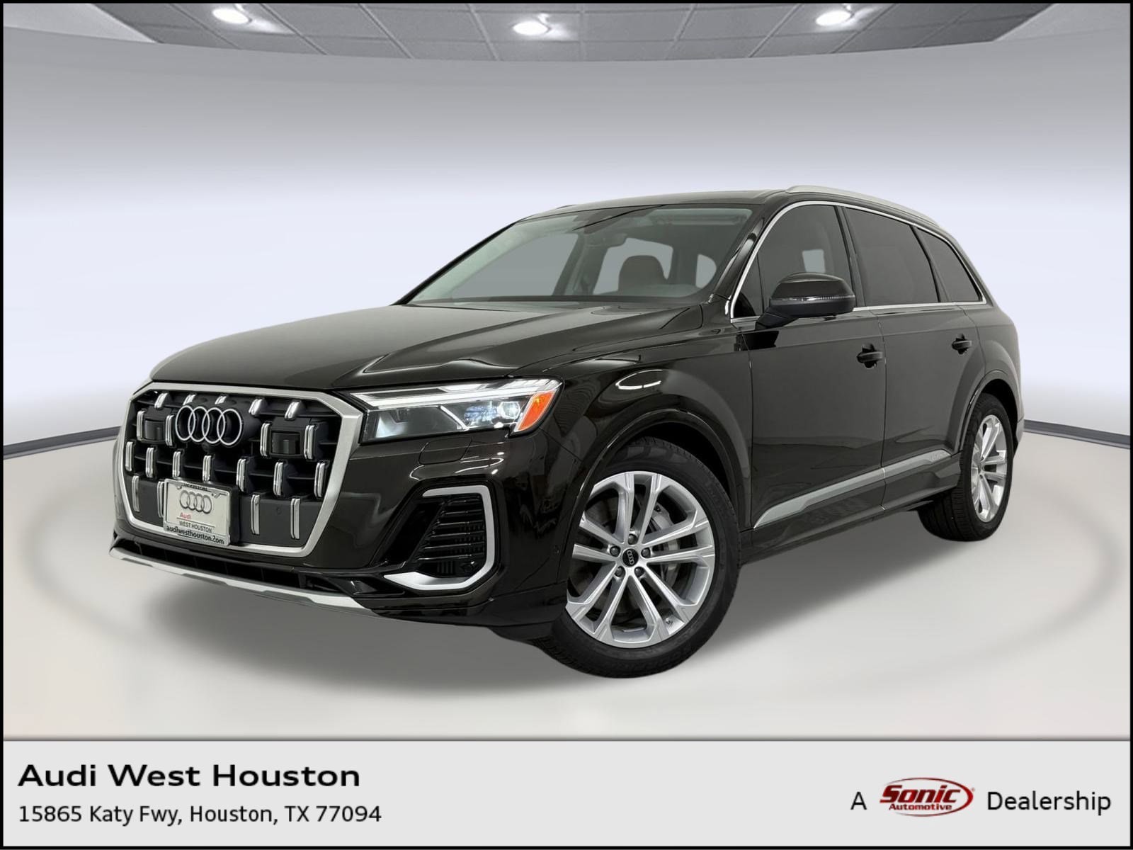 2026 Audi Q7 Premium Plus's photo