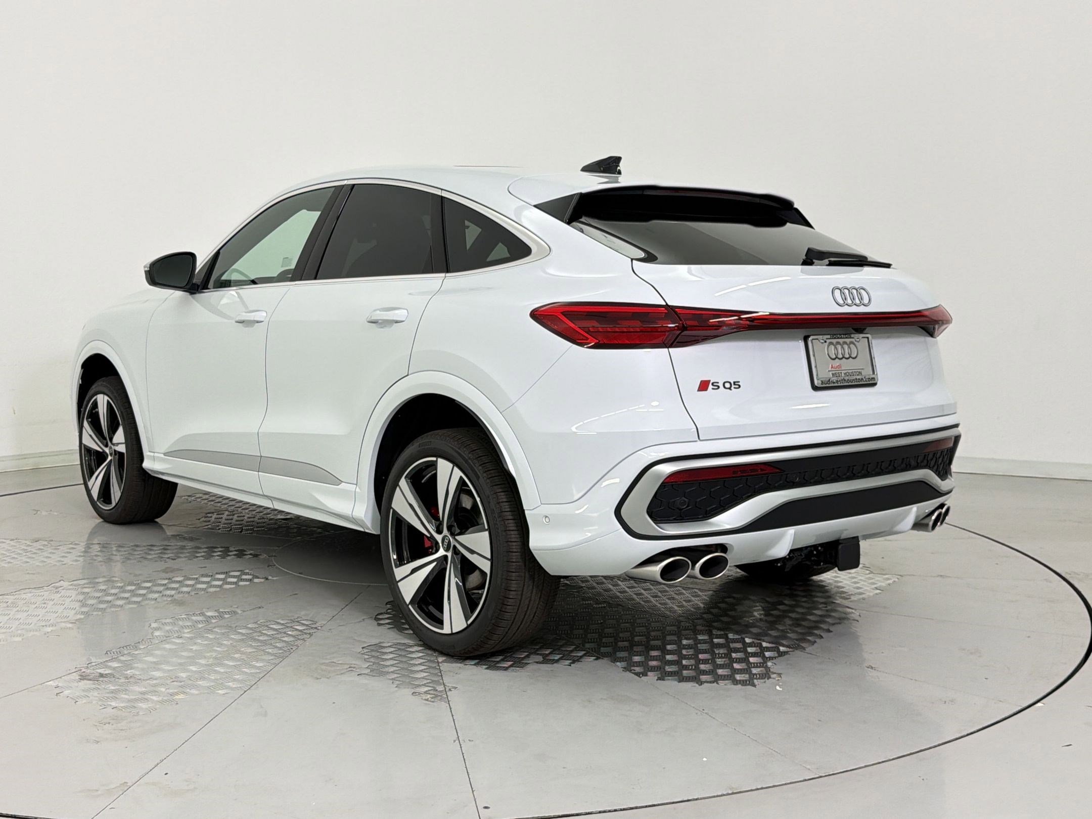 SQ5 Sportback Premium Plus SUV