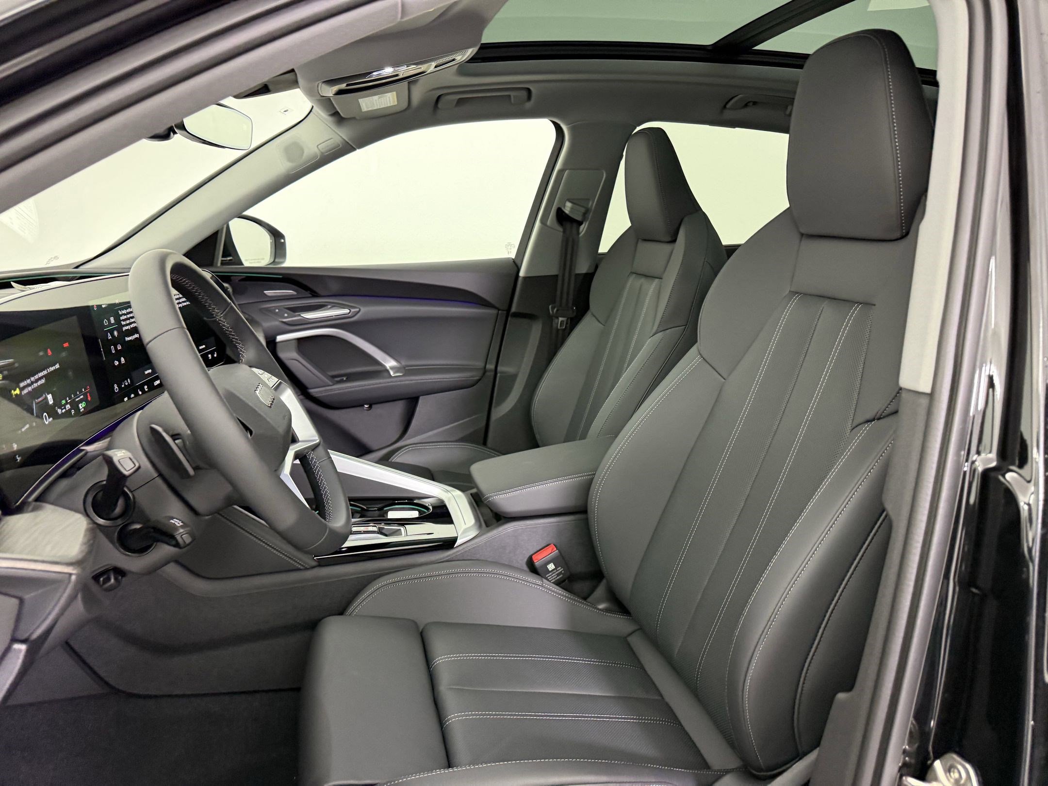 2025 Audi Q5 2.0T Prestige photo 4