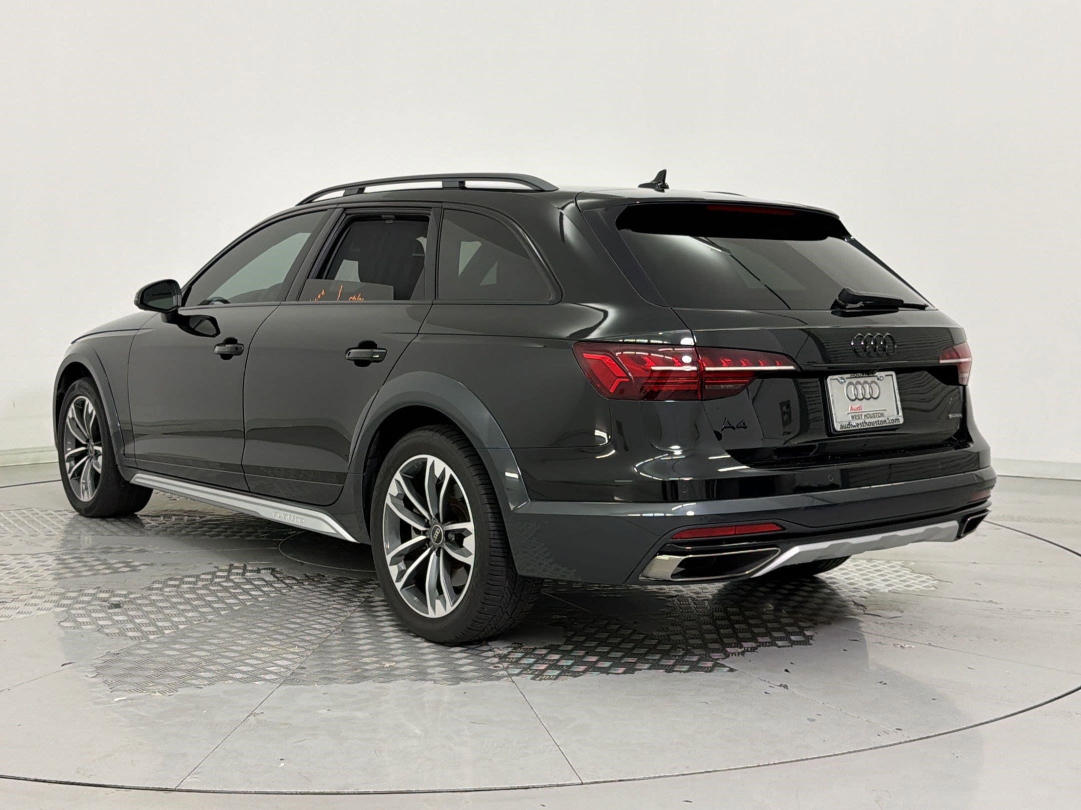A4 Allroad Premium Plus Wagon
