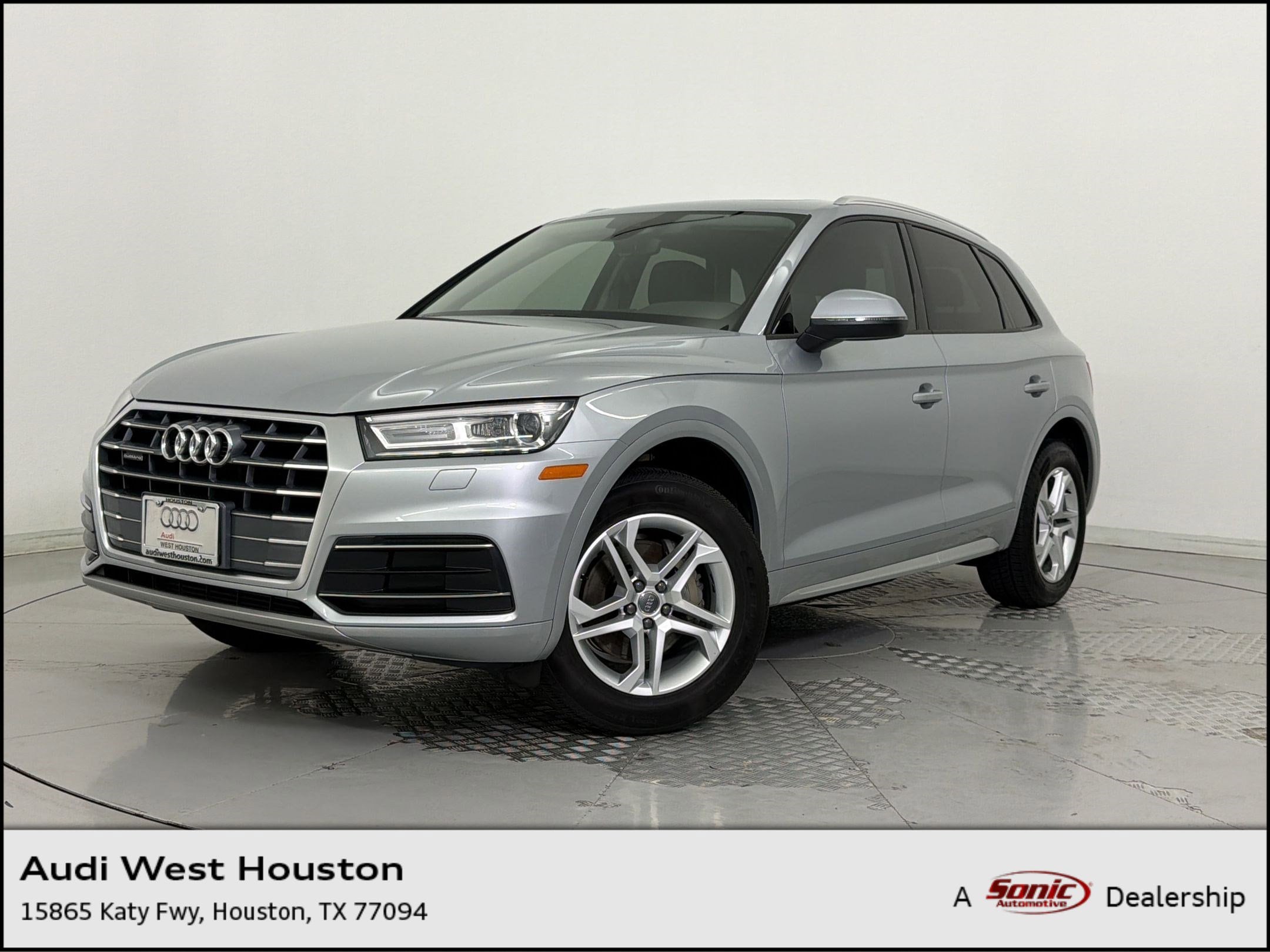 2018 Audi Q5 2.0T quattro S tronic Premium's photo