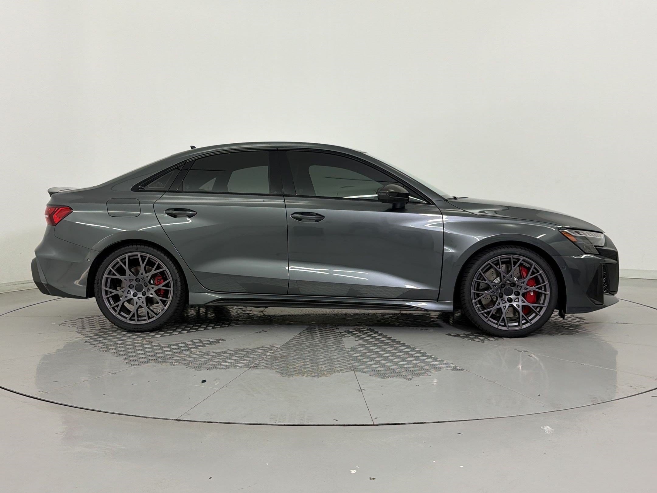 RS 3 Quattro Sedan