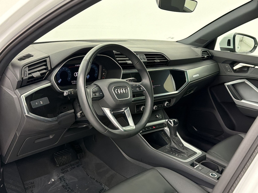 Used 2025 Audi Q3 S line Premium SUV