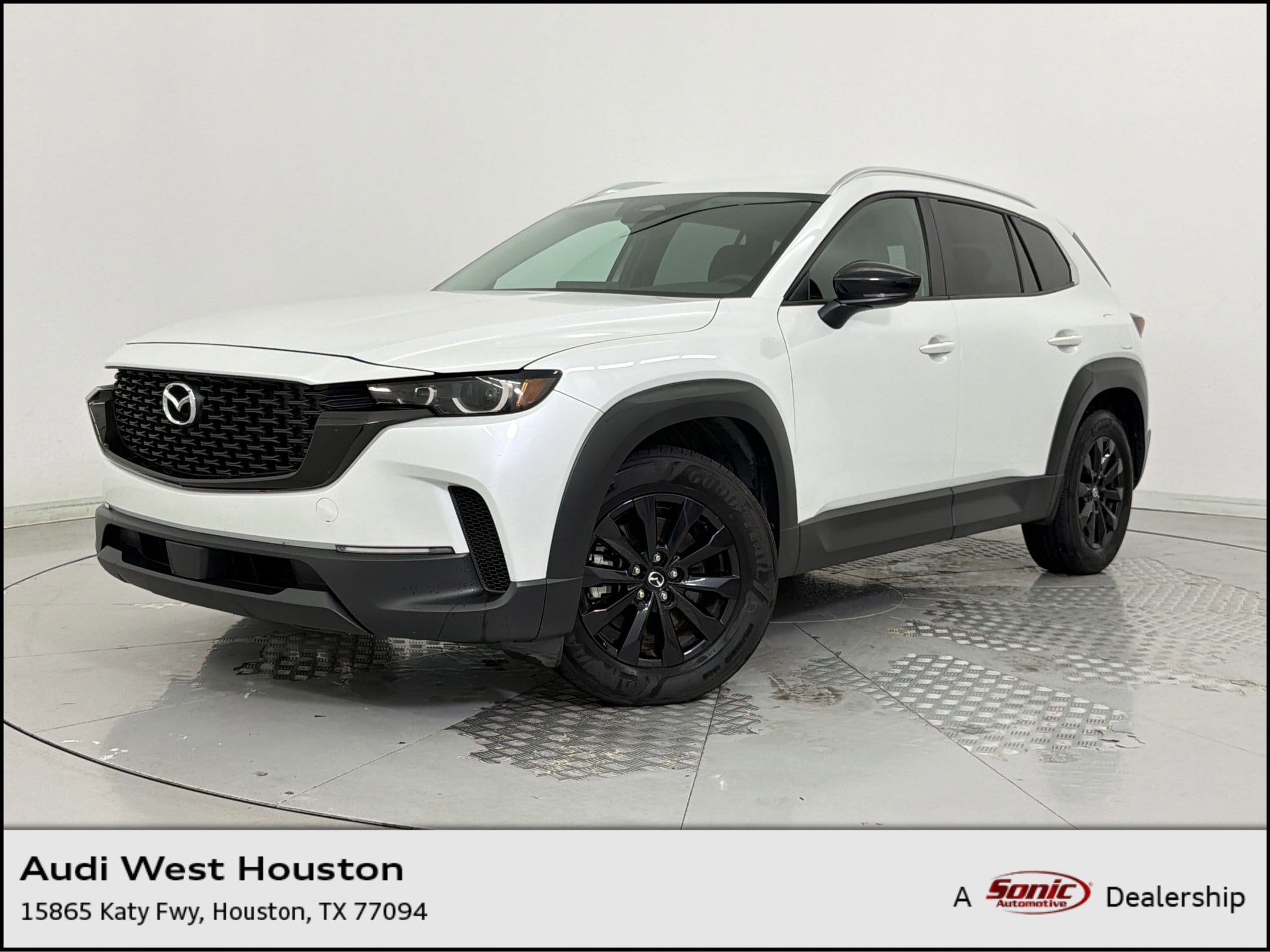 2025 Mazda CX-50's photo