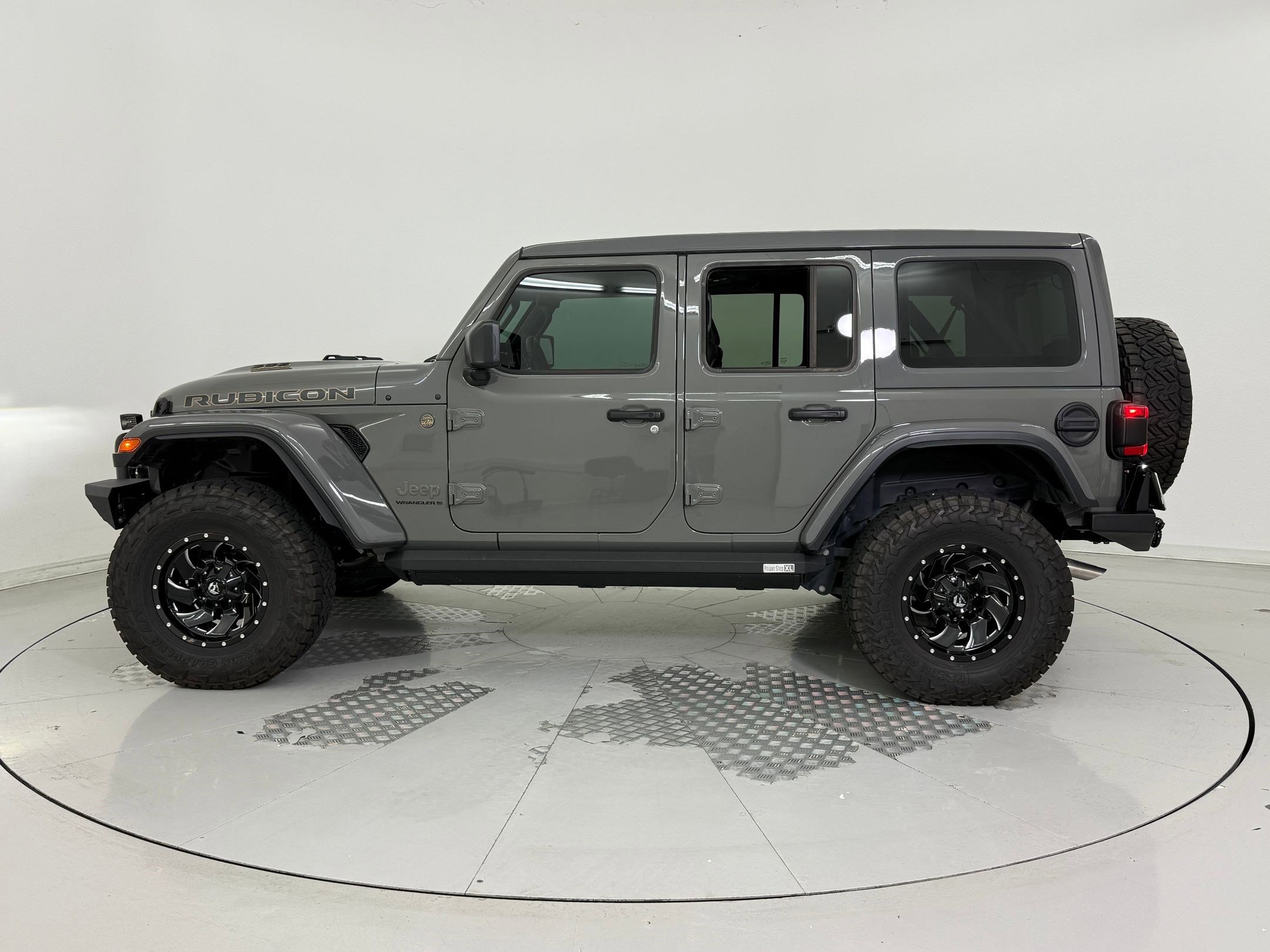 2023 Jeep Wrangler Rubicon 392 photo 2