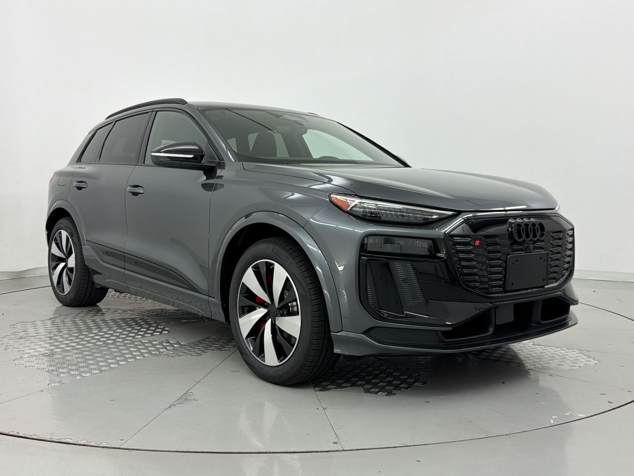 SQ6 E-tron Premium Plus SUV