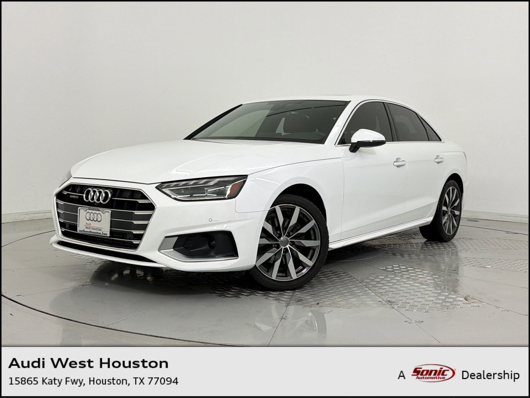 2021 Audi A4 40 quattro S tronic Premium Plus's photo