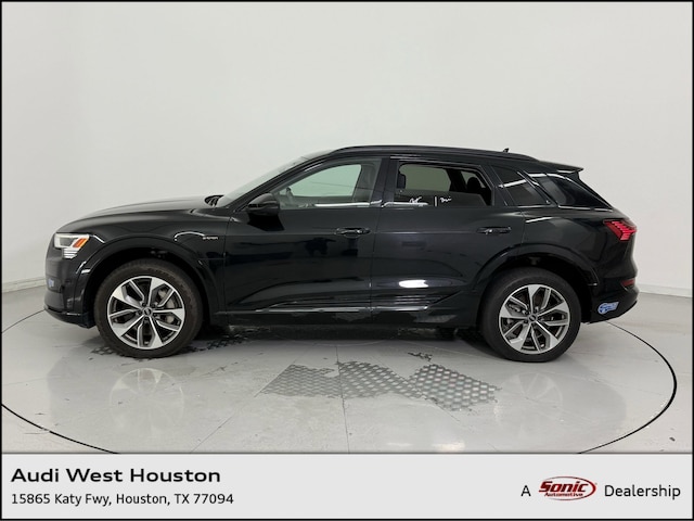 Used 2021 Audi e-tron Premium Plus SUV for sale in Houston