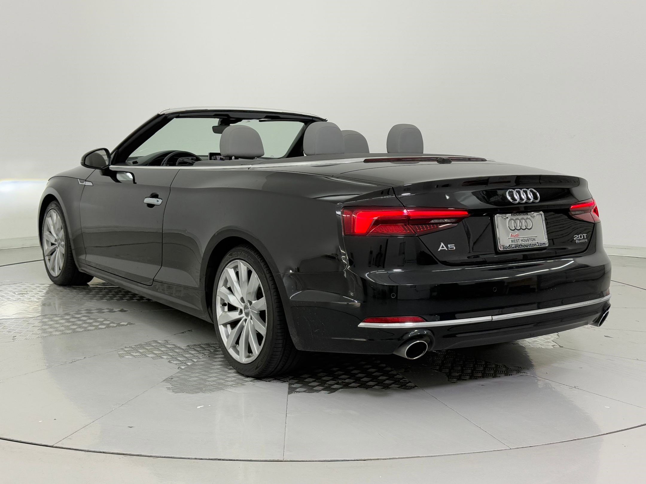 2018 Audi A5 Cabriolet Premium Plus photo 3