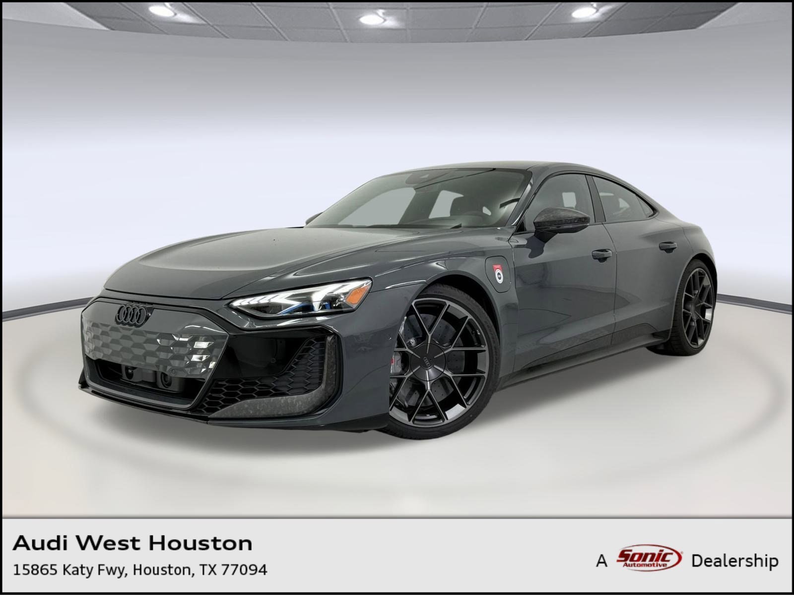 2026 Audi RS e-tron GT Performance Base's photo