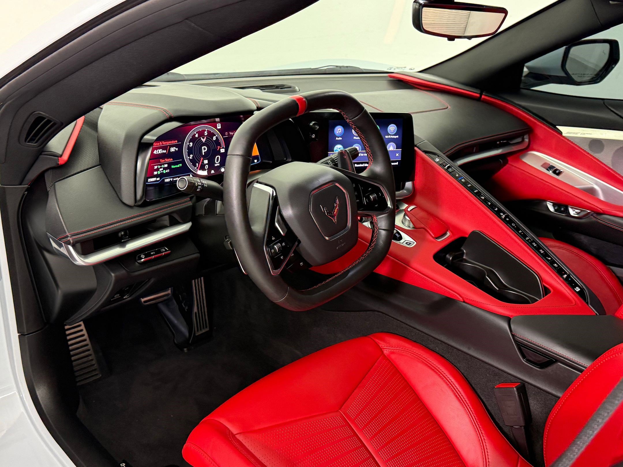 2023 Chevrolet Corvette 2LT photo 4