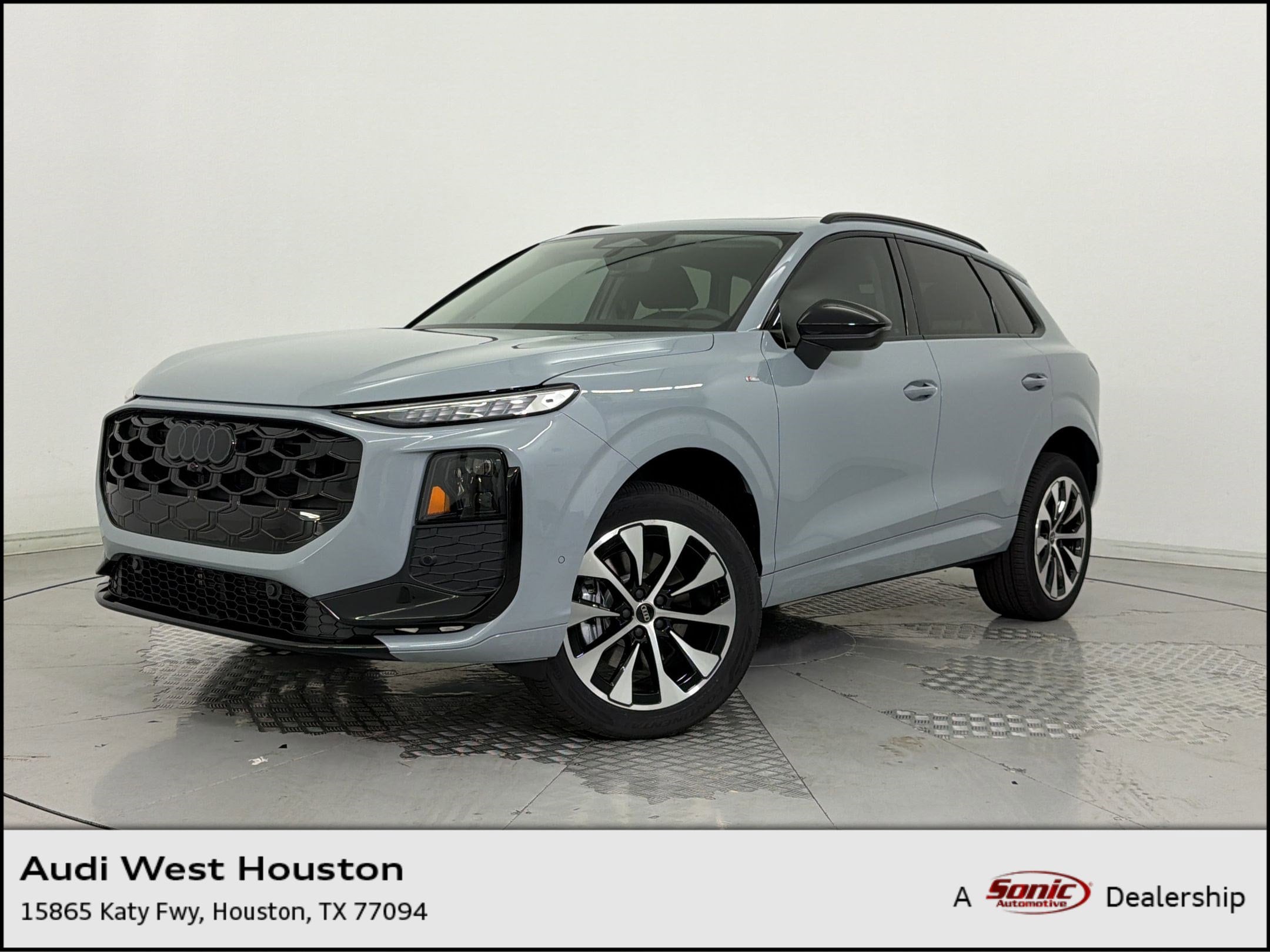 2026 Audi Q3 S line quattro's photo