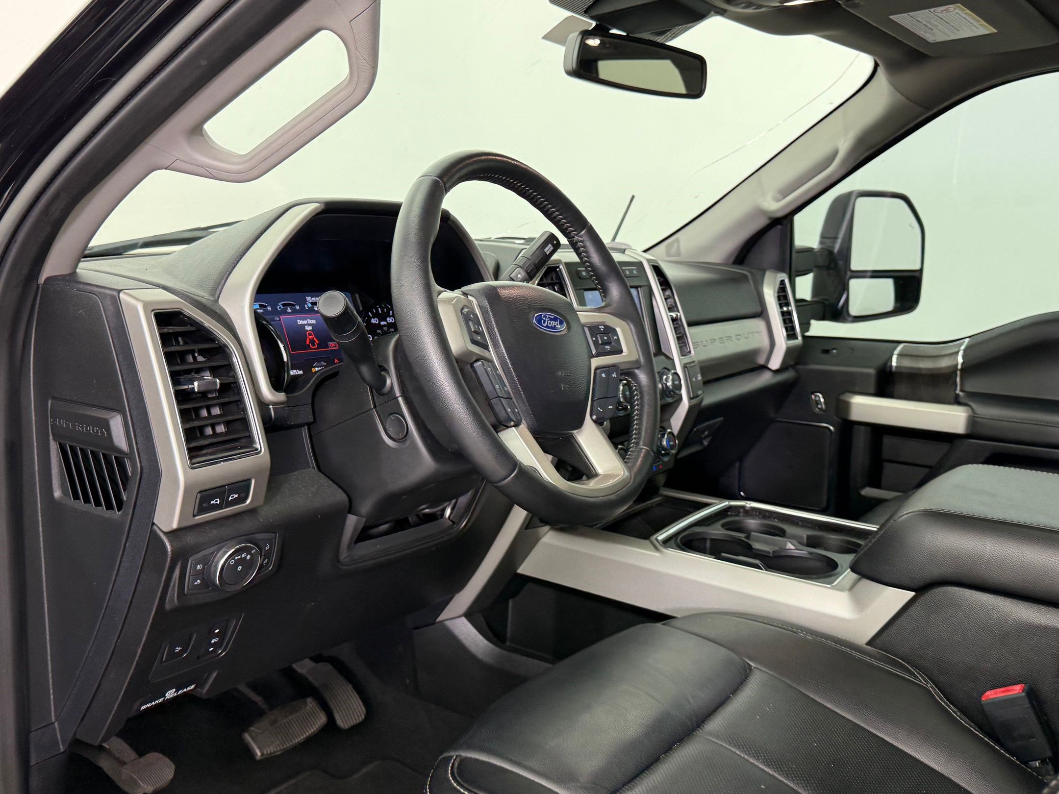 2021 Ford F-250 Lariat photo 4