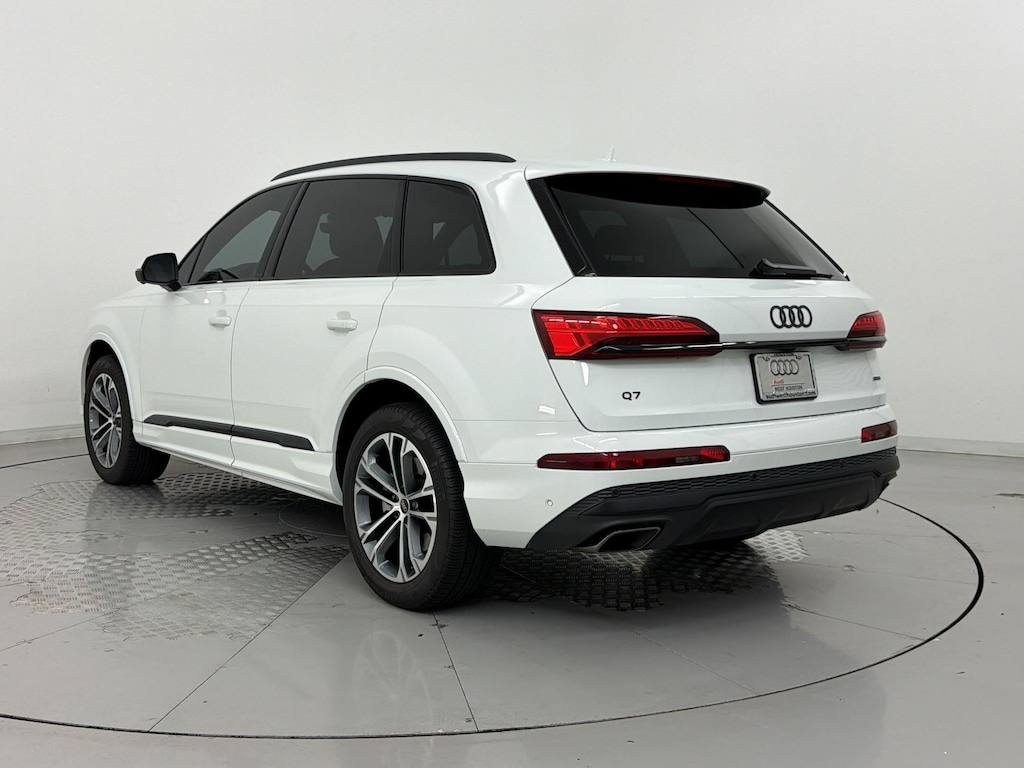 New 2026 Audi Q7 Premium SUV