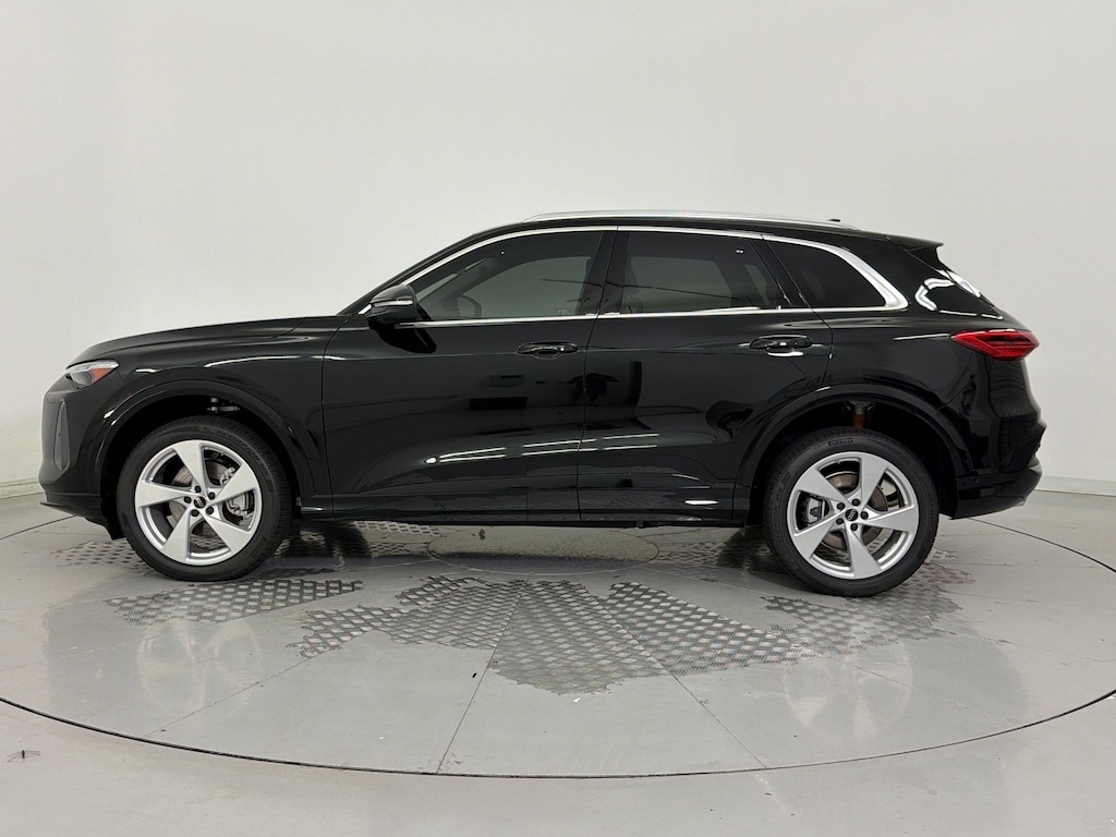 New 2026 Audi Q5 Premium Plus SUV
