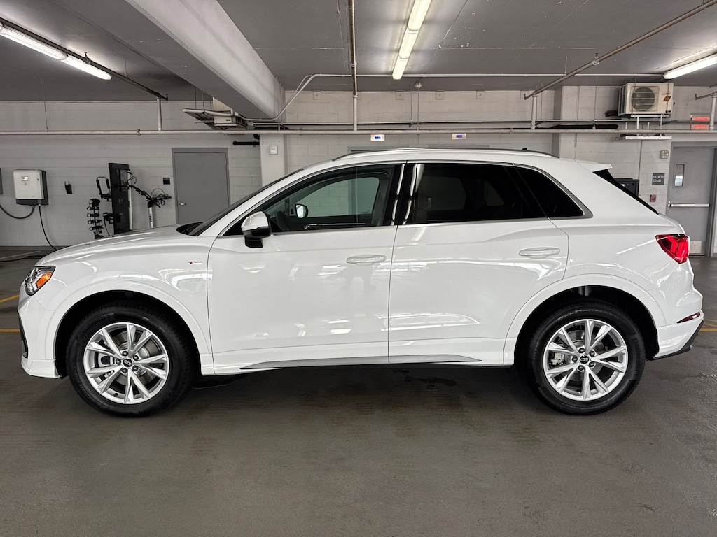 New 2025 Audi Q3 S line Premium Plus S line Premium Plus 45 TFSI quattro