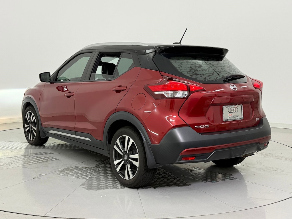 Used 2019 Nissan Kicks SR SUV