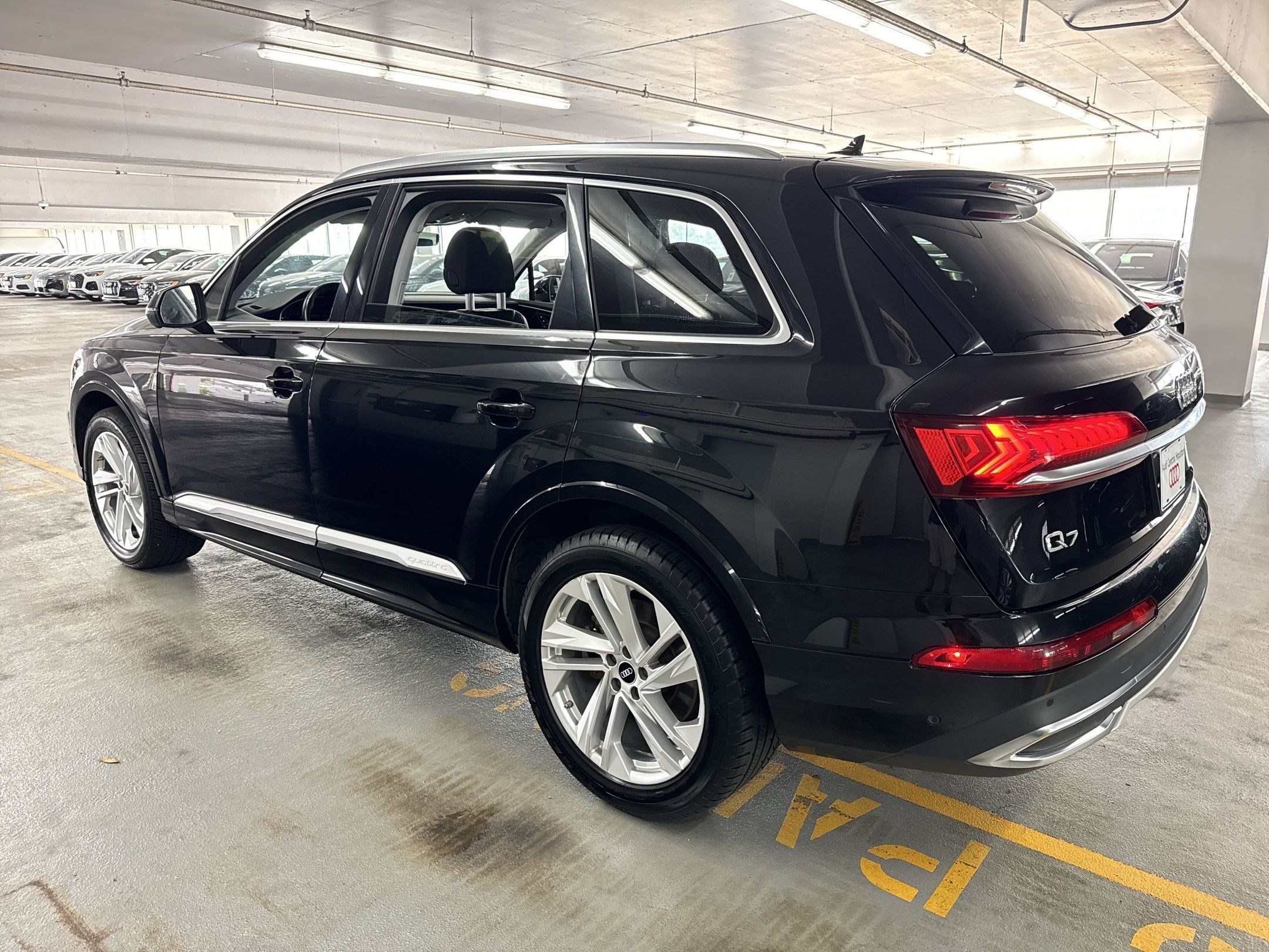 2023 Audi Q7 Premium Plus photo 3
