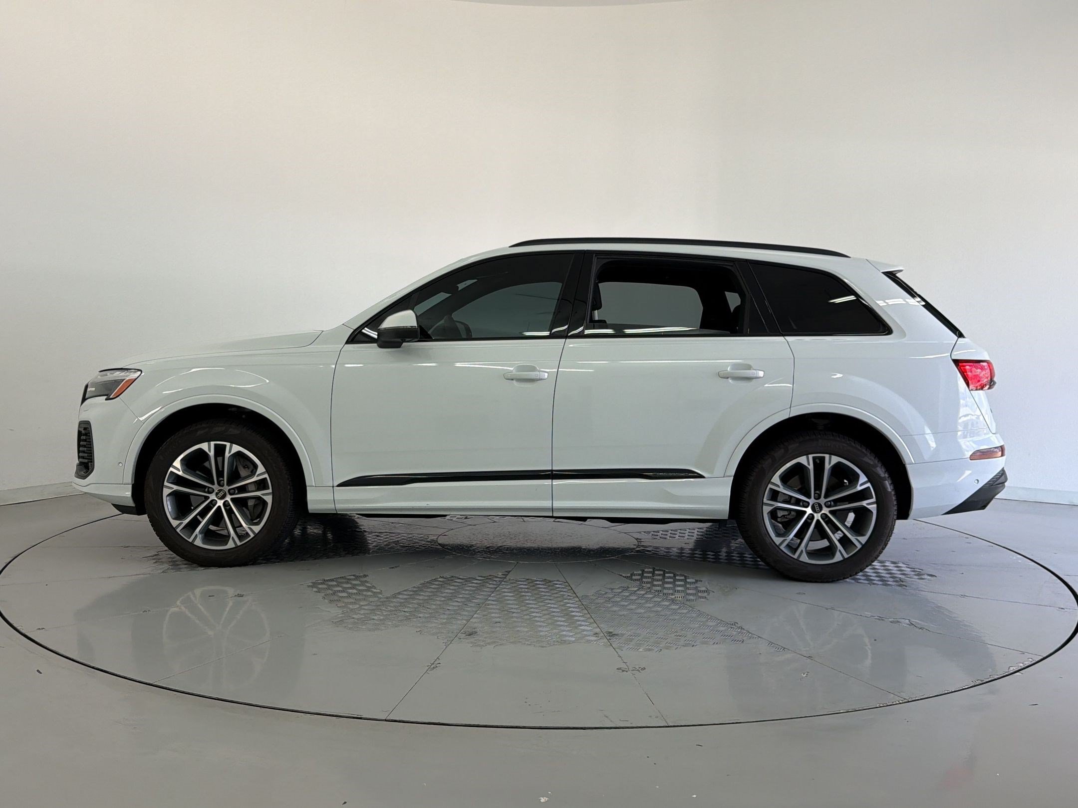 Used 2026 Audi Q7 Premium SUV for sale in Houston