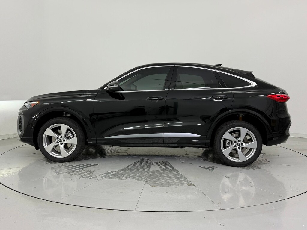 New 2025 Audi Q5 Sportback Premium Plus Premium Plus 2.0 TFSI quattro