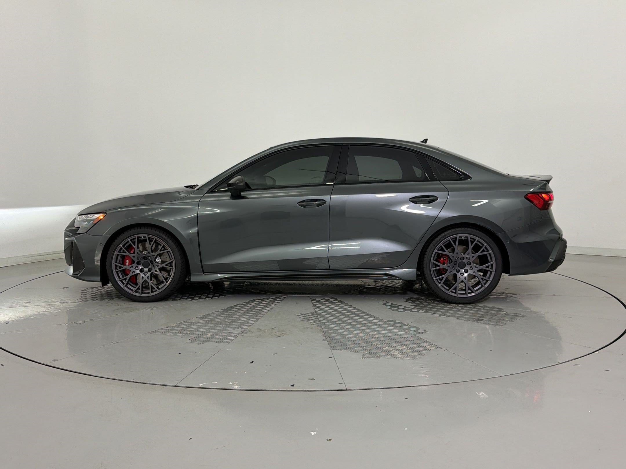RS 3 Quattro Sedan