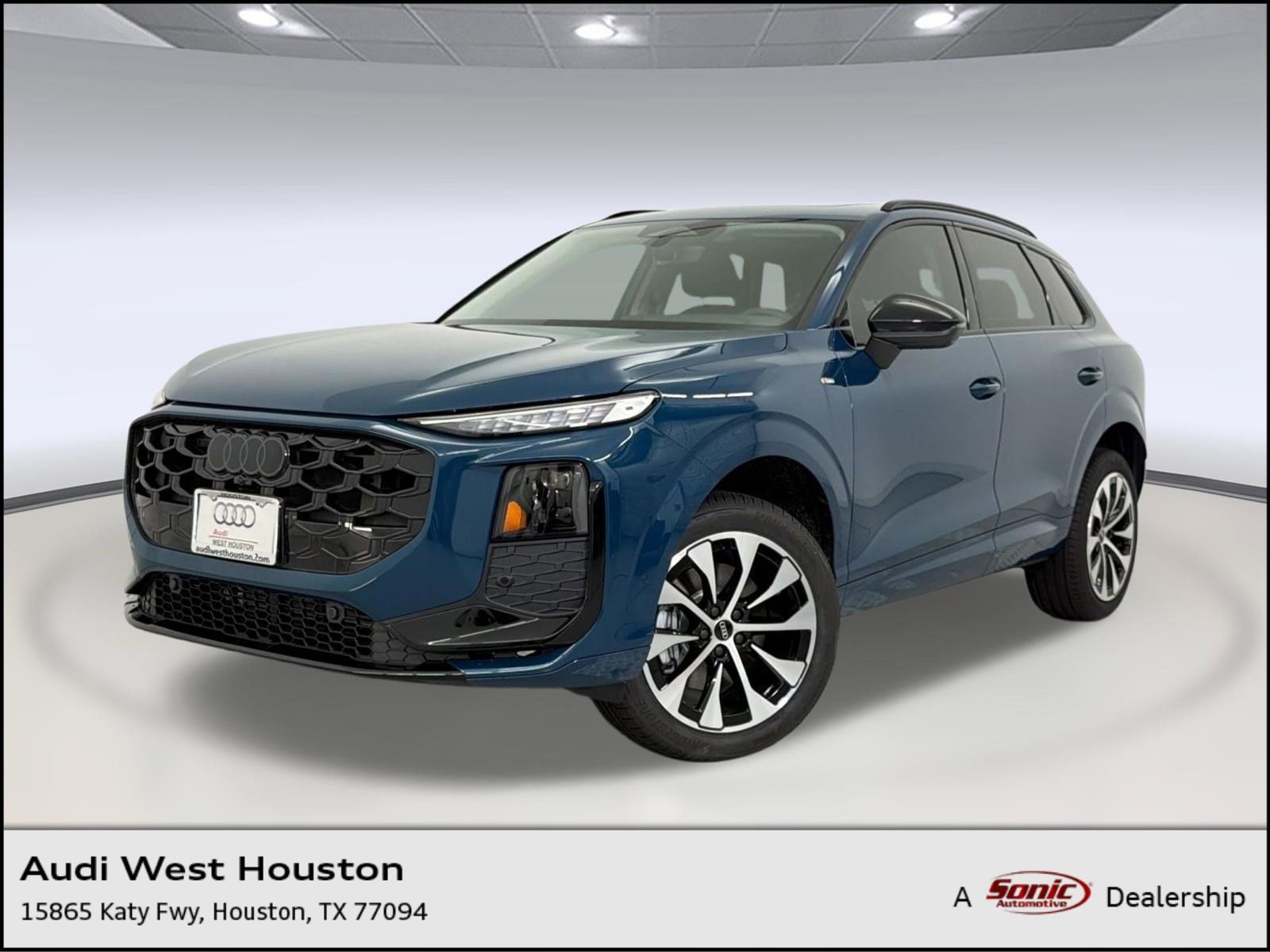 2026 Audi Q3 S line quattro's photo