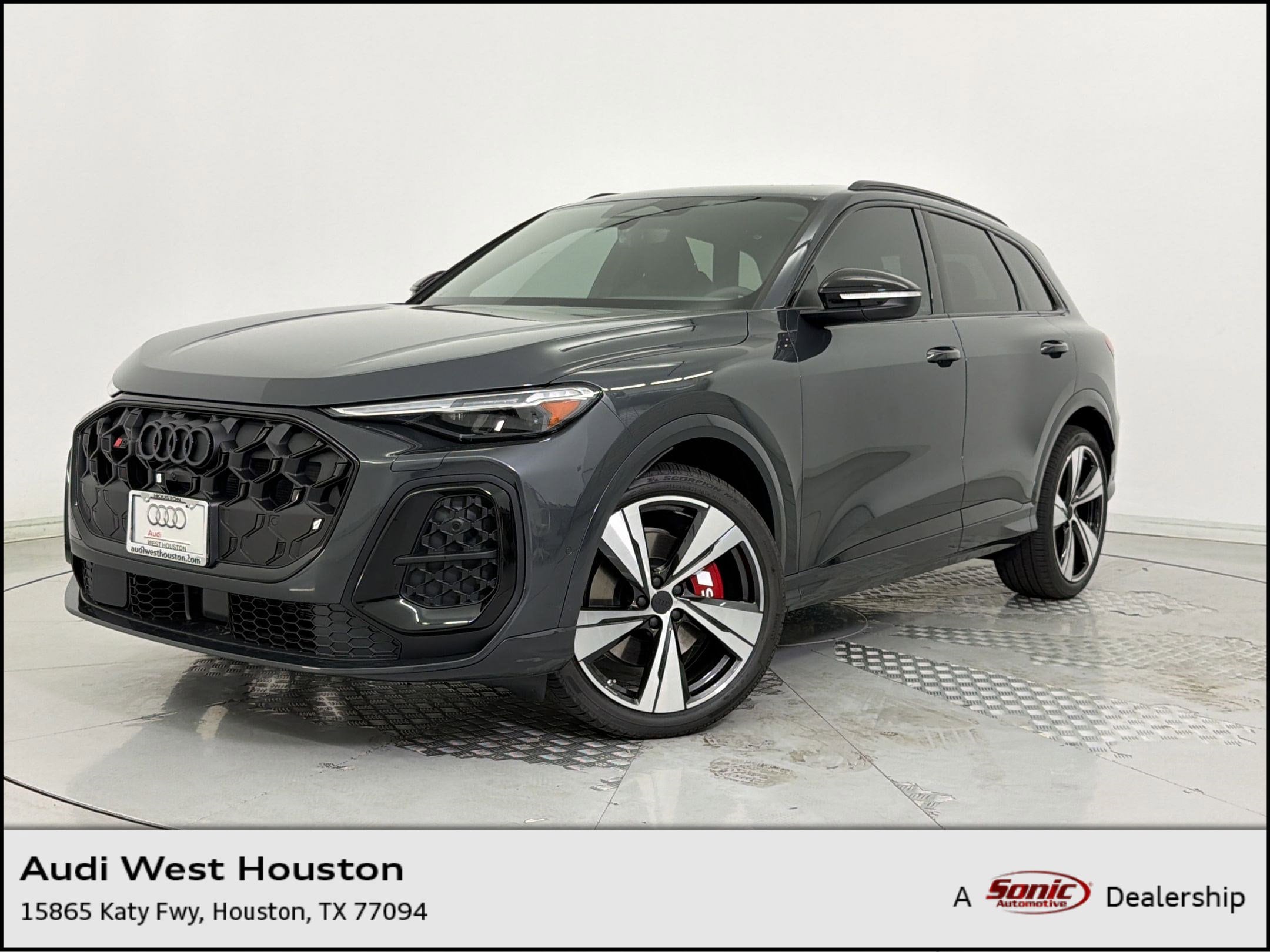 2026 Audi SQ5 Premium Plus quattro's photo