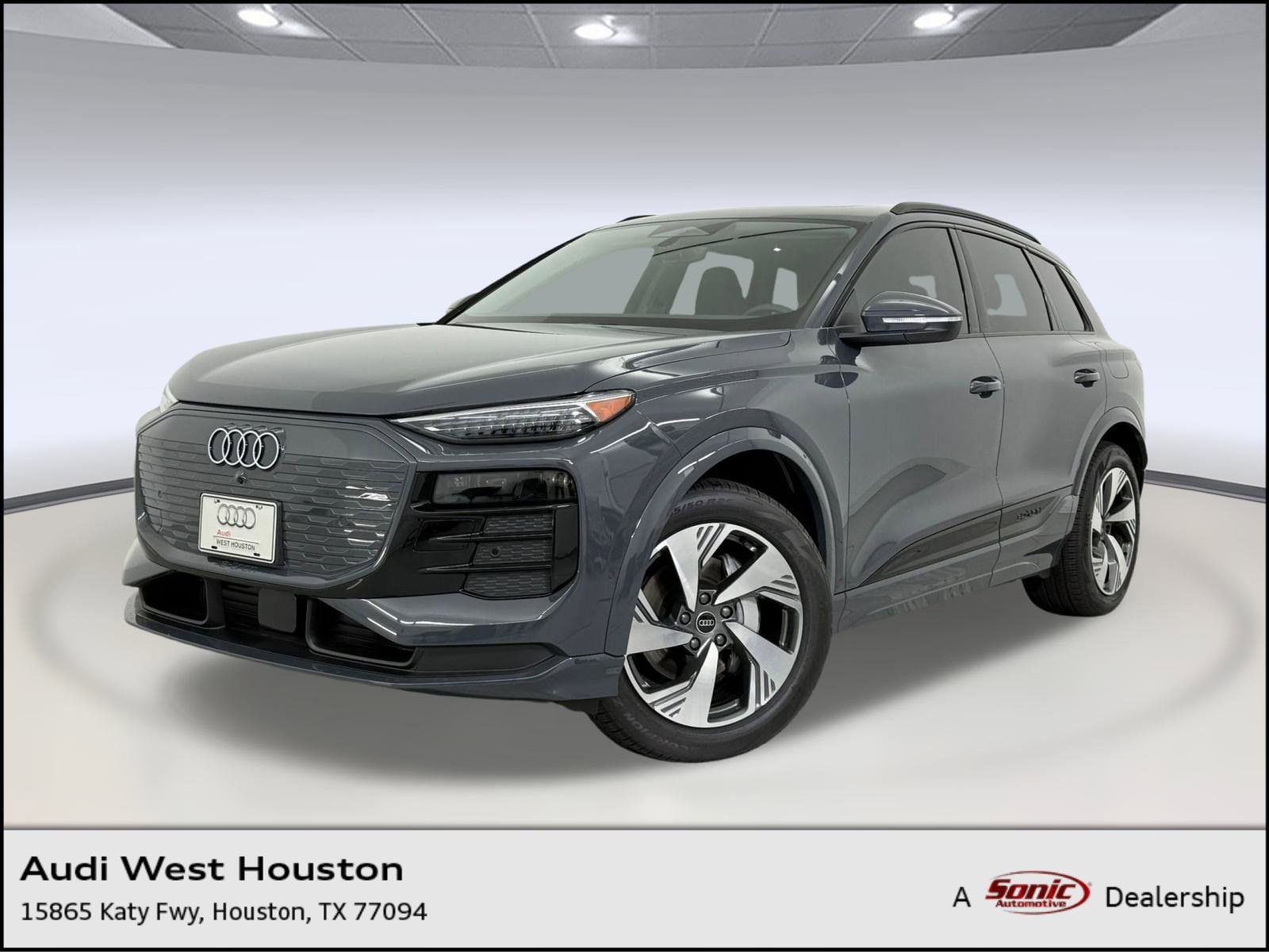 2025 Audi Q6 e-tron Premium Plus's photo