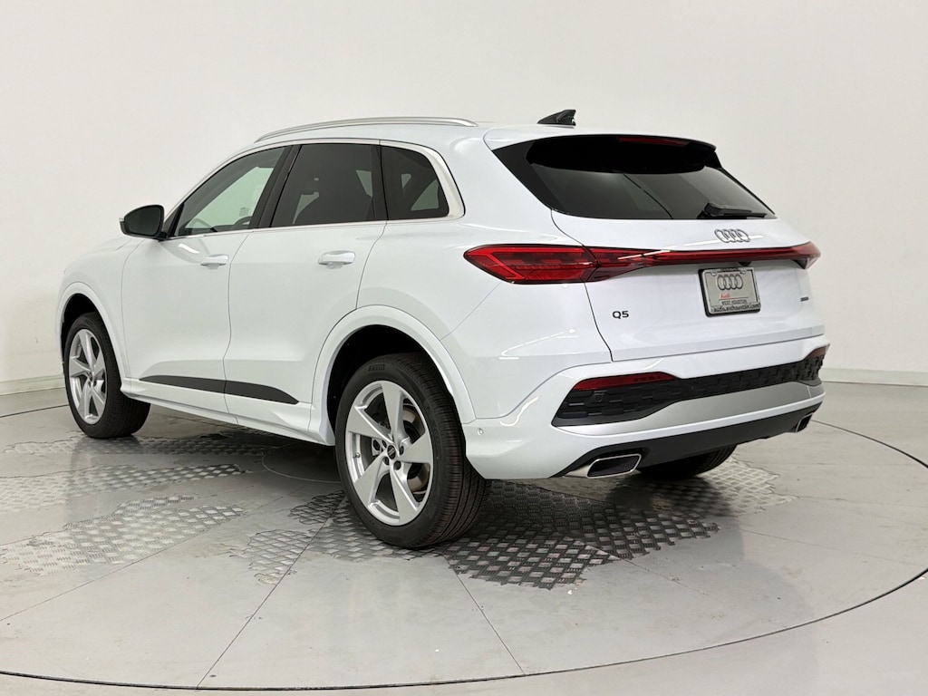 New 2026 Audi Q5 Premium Plus SUV