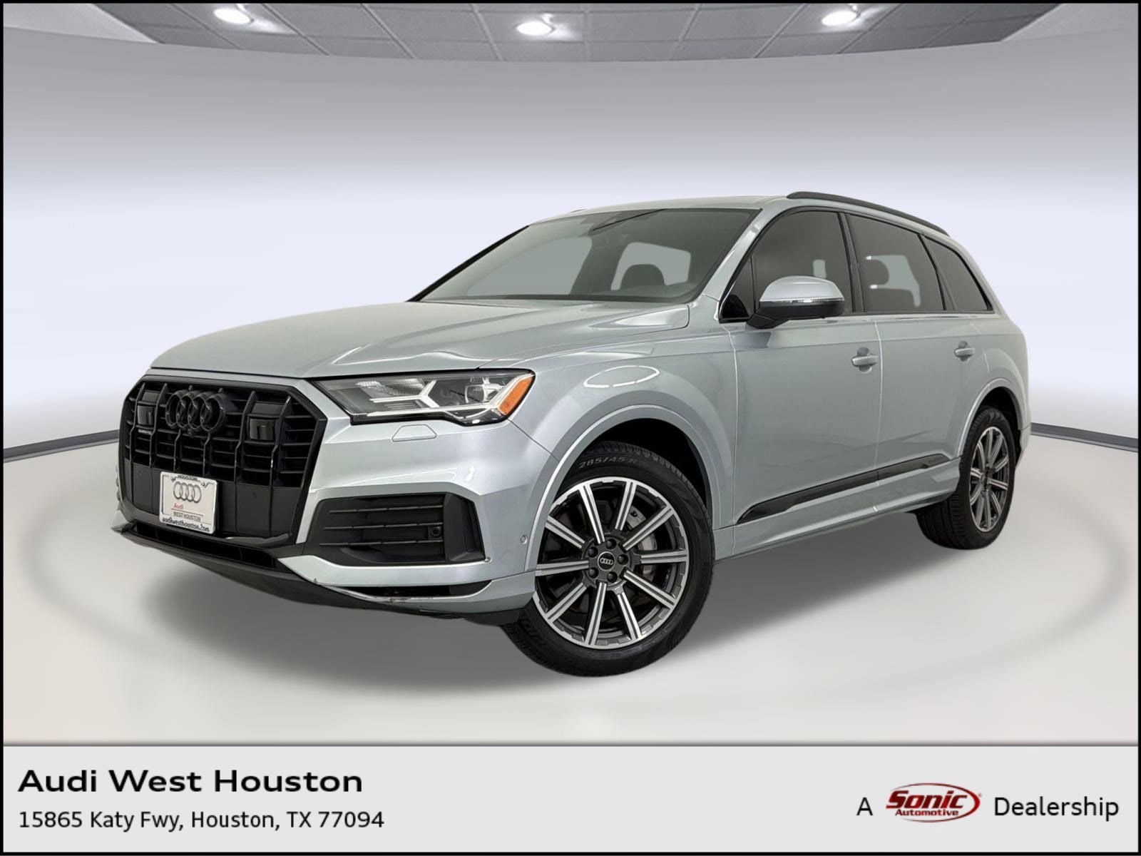 2023 Audi Q7 45 Premium Plus quattro Tiptronic's photo