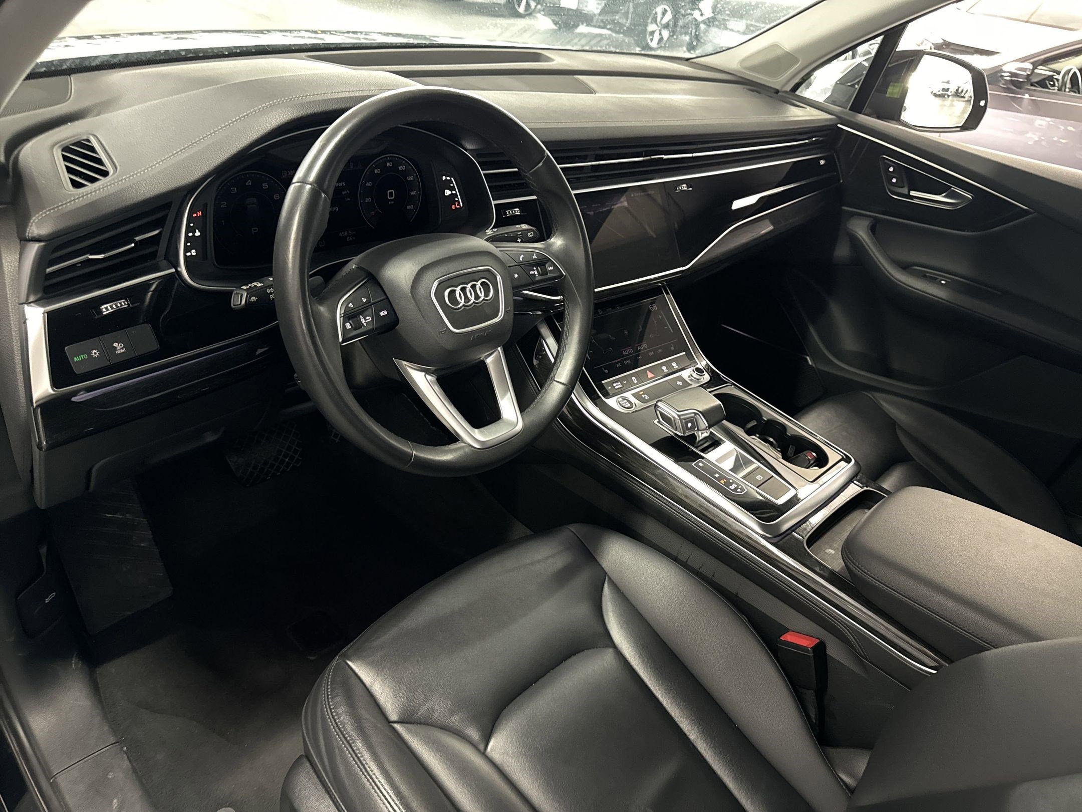 2023 Audi Q7 Premium Plus photo 4
