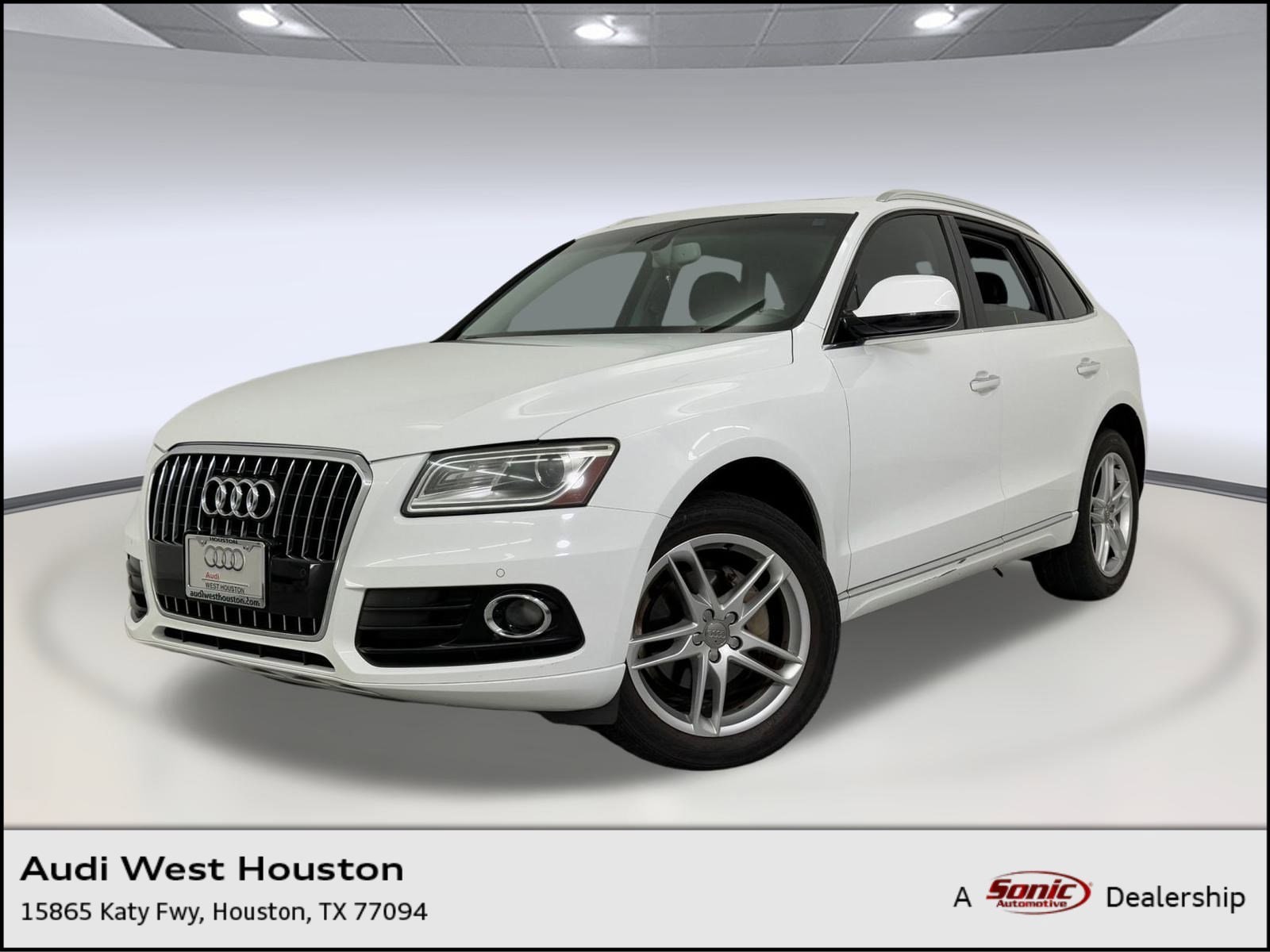 2015 Audi Q5 Premium Plus's photo