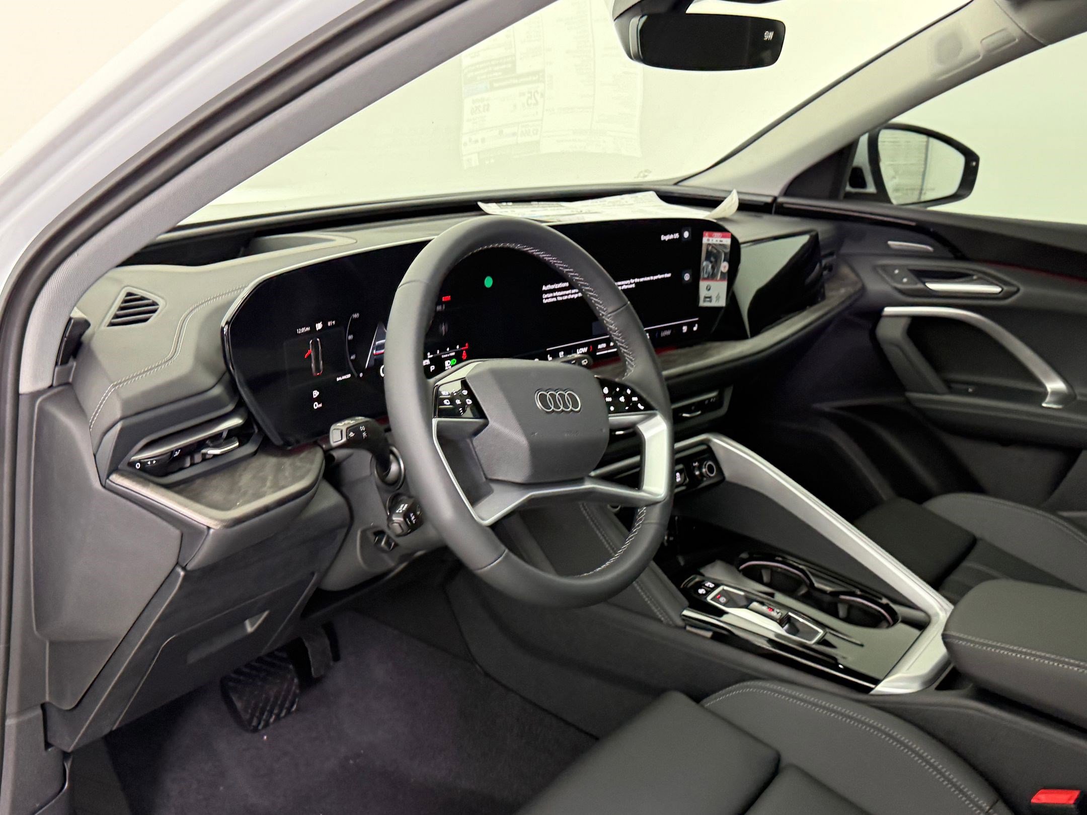 2025 Audi Q5 2.0T Premium Plus photo 4