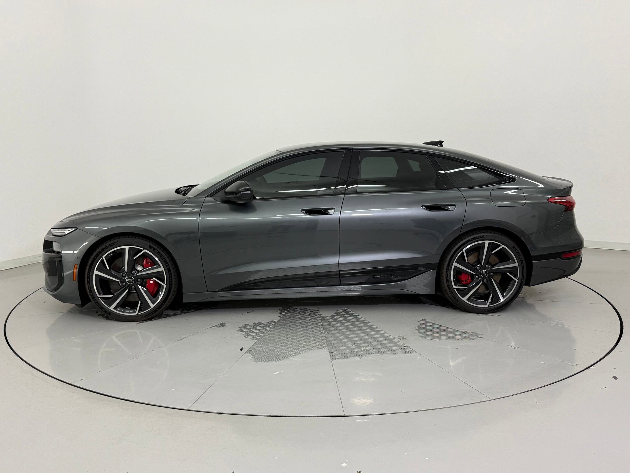 2025 Audi S6 Premium Plus photo 2