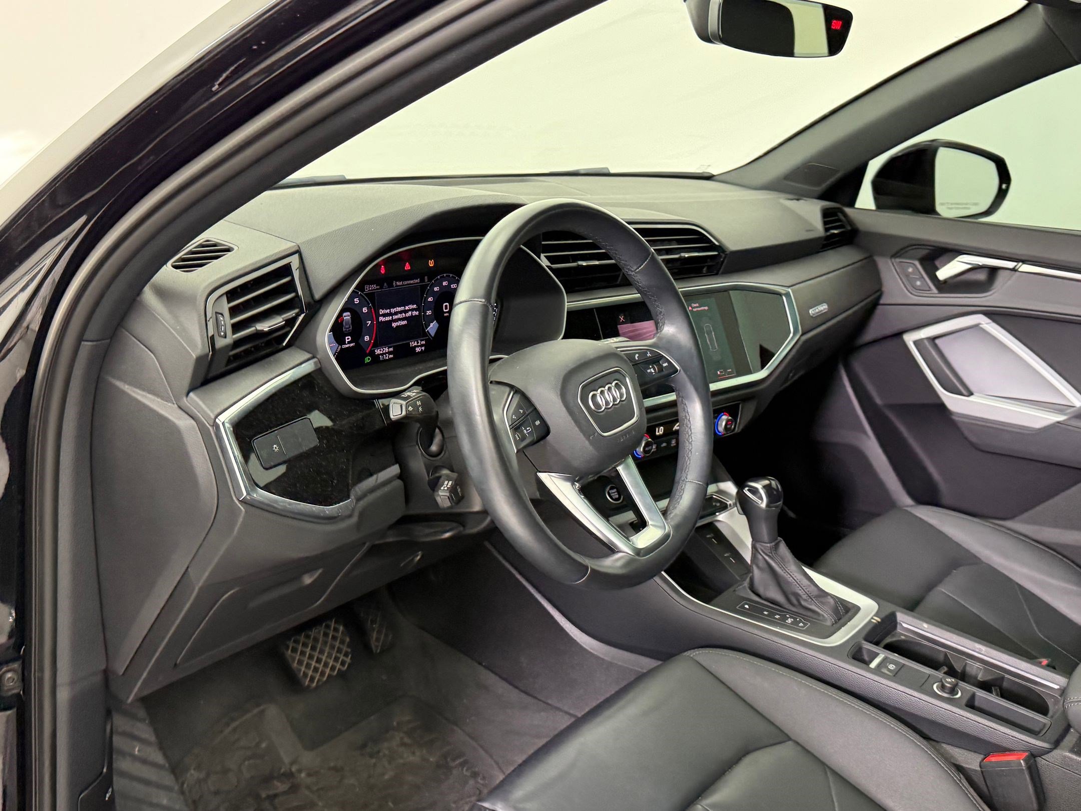 2022 Audi Q3 Premium photo 4