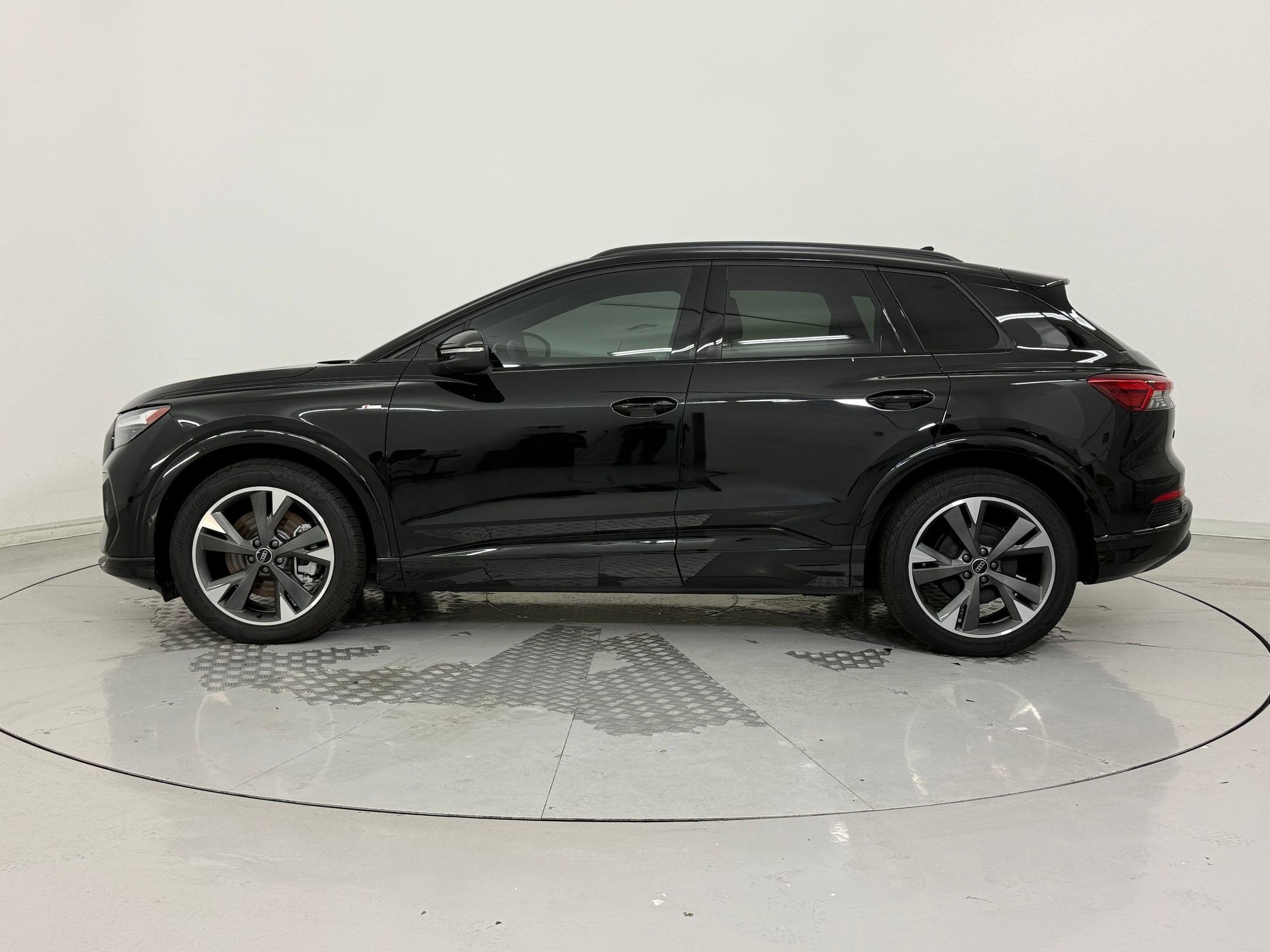 Used 2024 Audi Q4 e-tron Premium Plus with VIN WA1LUBFZ9RP053300 for sale in Houston, TX